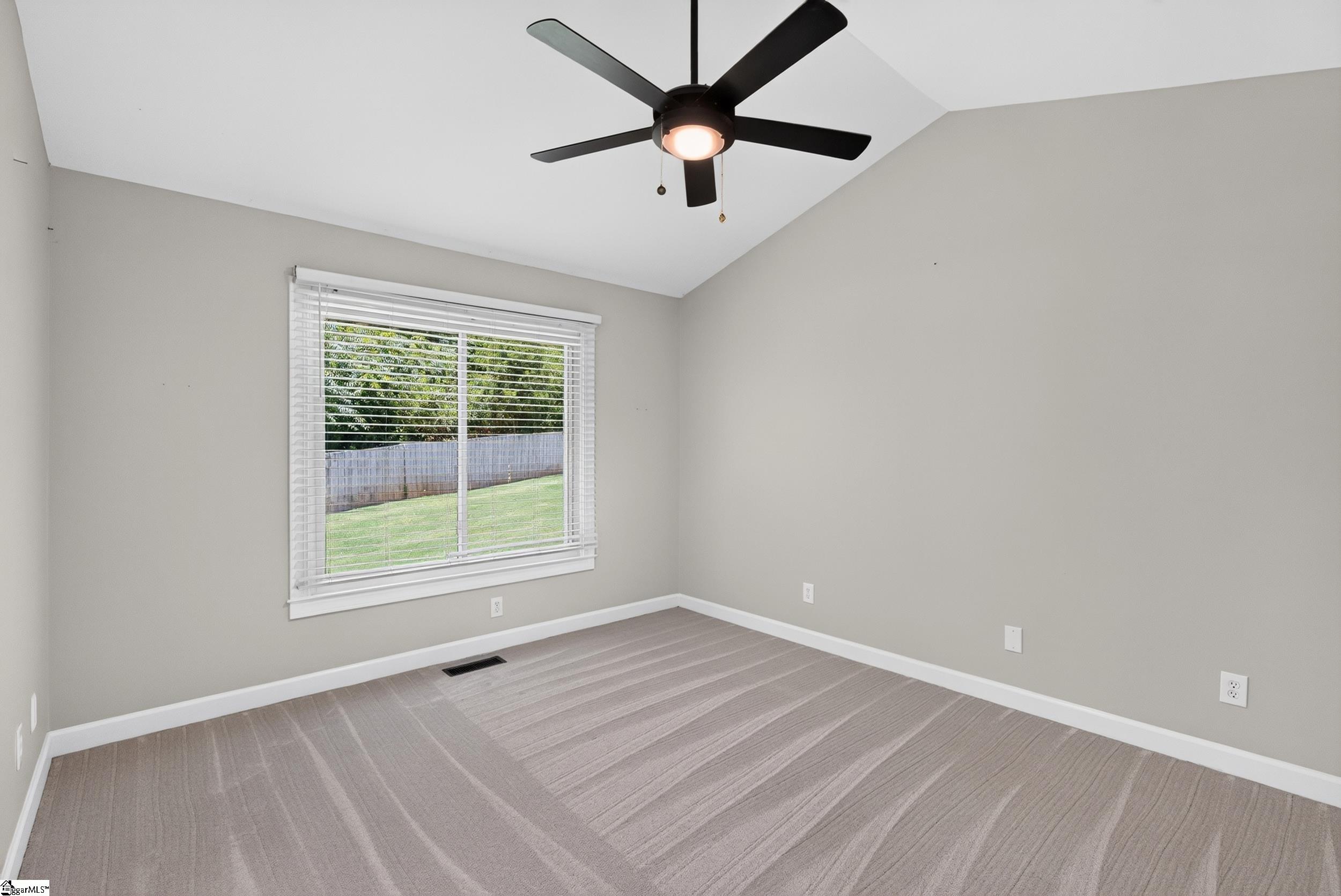 6 Mountain Trace Court Property Photo 12