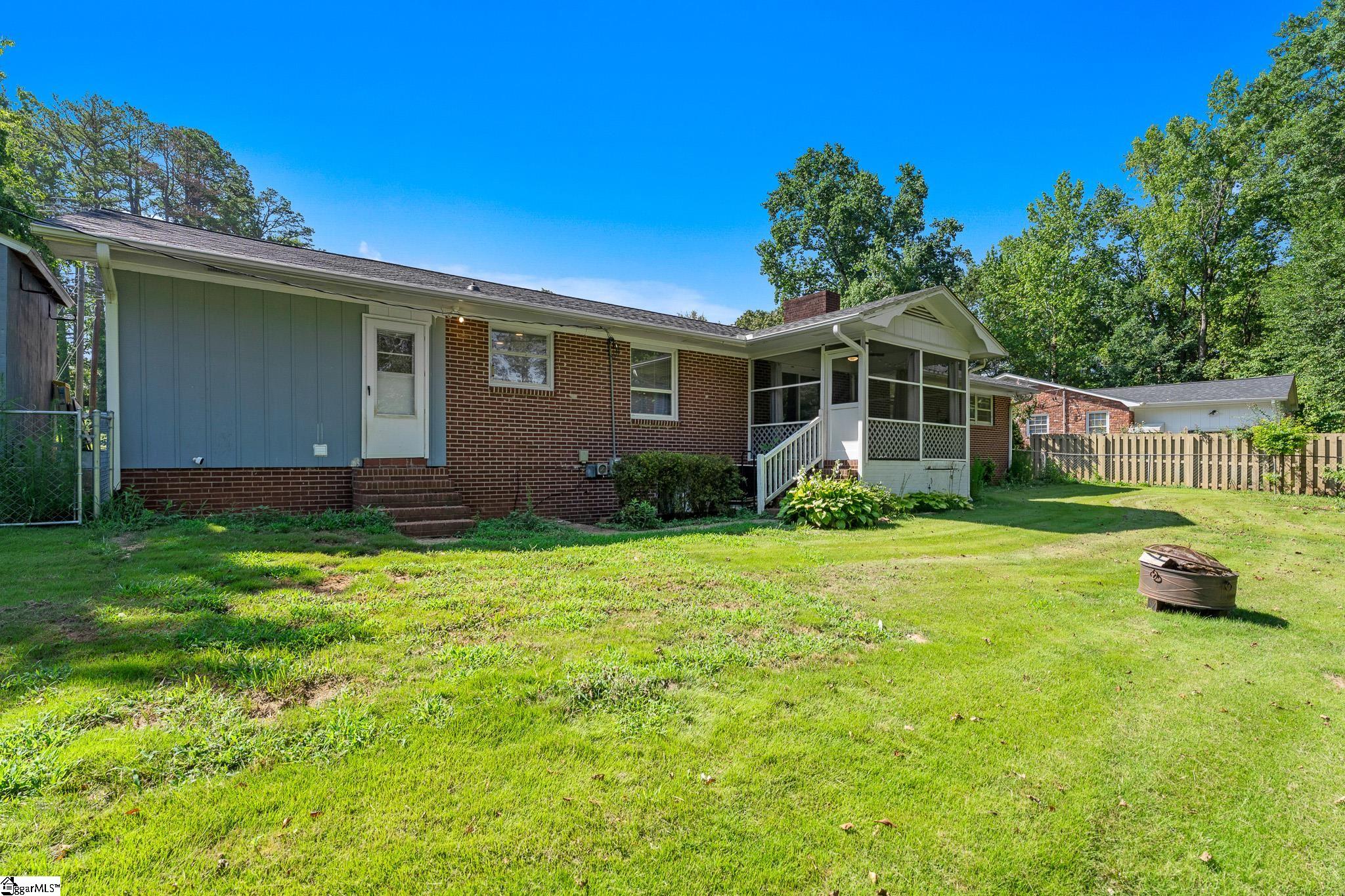 220 Holly Drive Property Photo 28