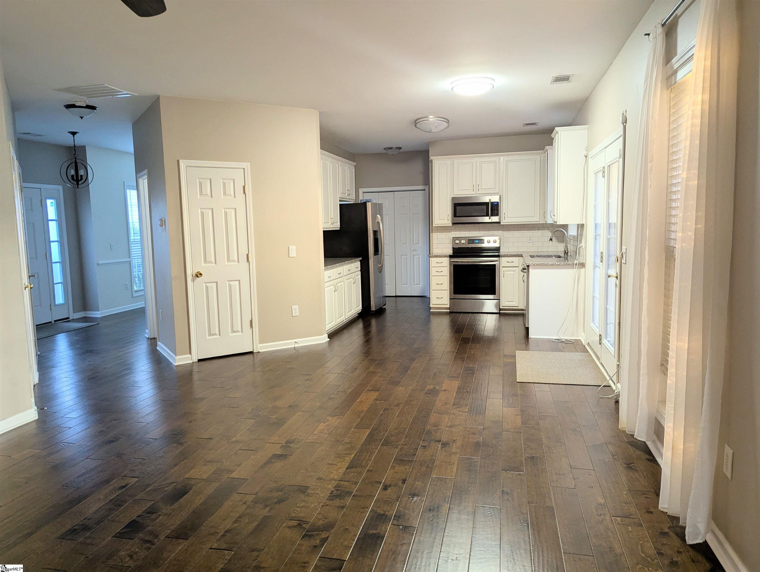 807 Terrace Creek Drive Property Photo 15