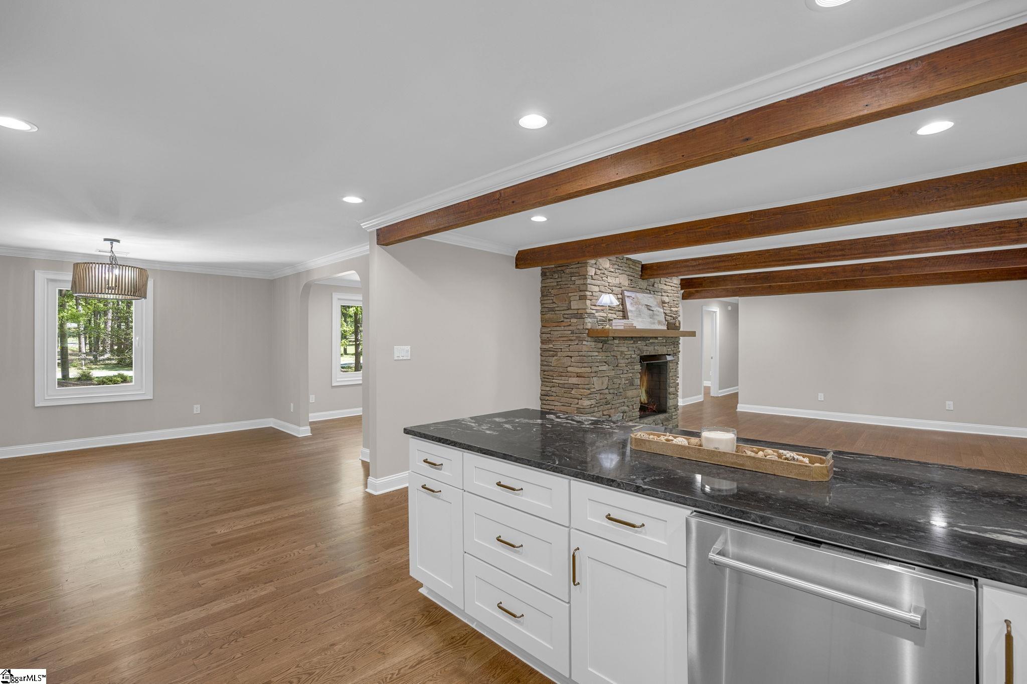 128 Edgecombe Road Property Photo 17