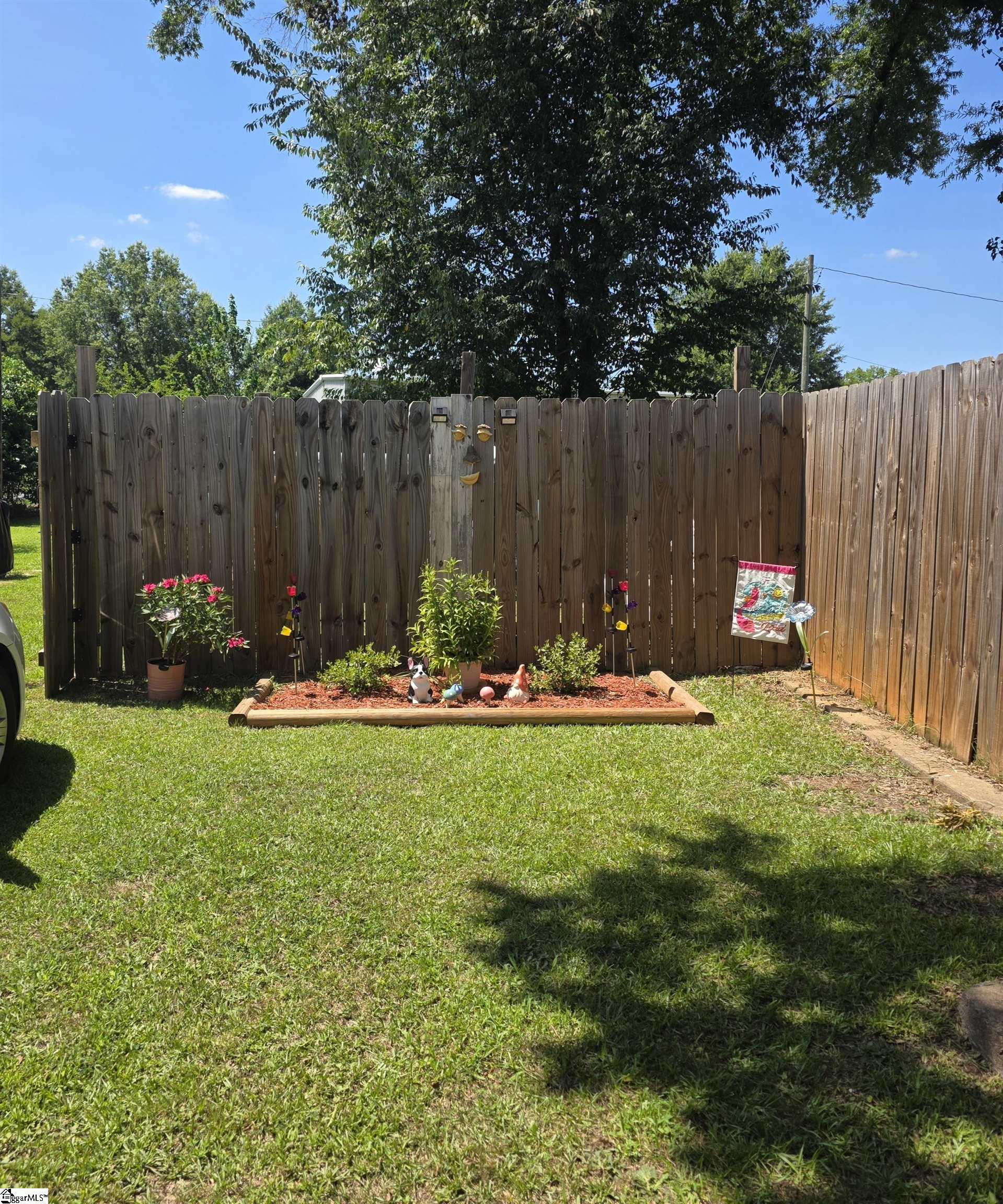 303 Poplar Street Property Photo 15