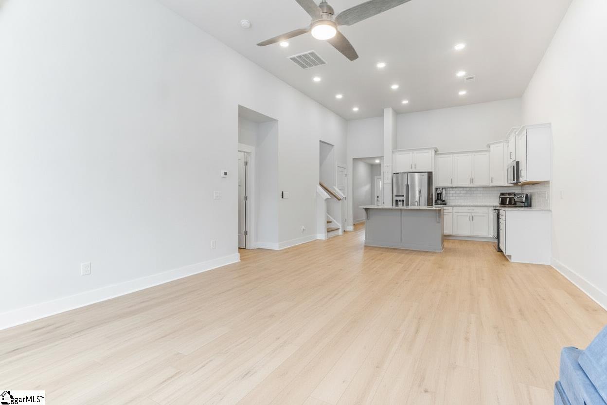 221 Woodhouse Way Property Photo 8