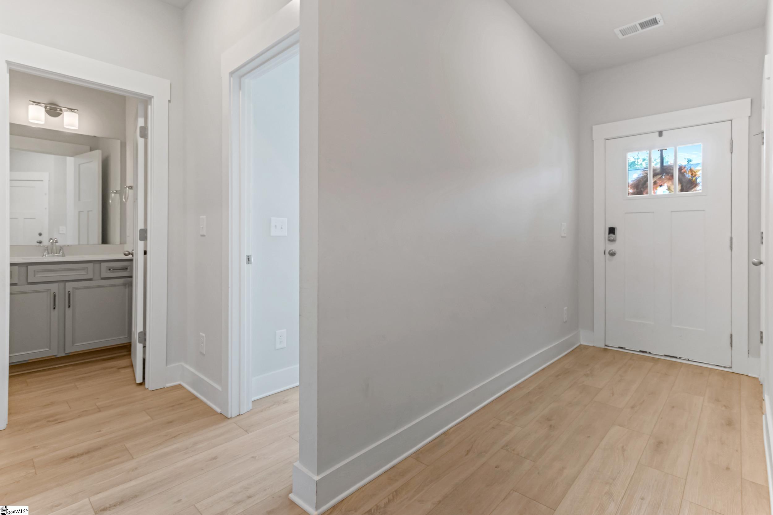 221 Woodhouse Way Property Photo 15