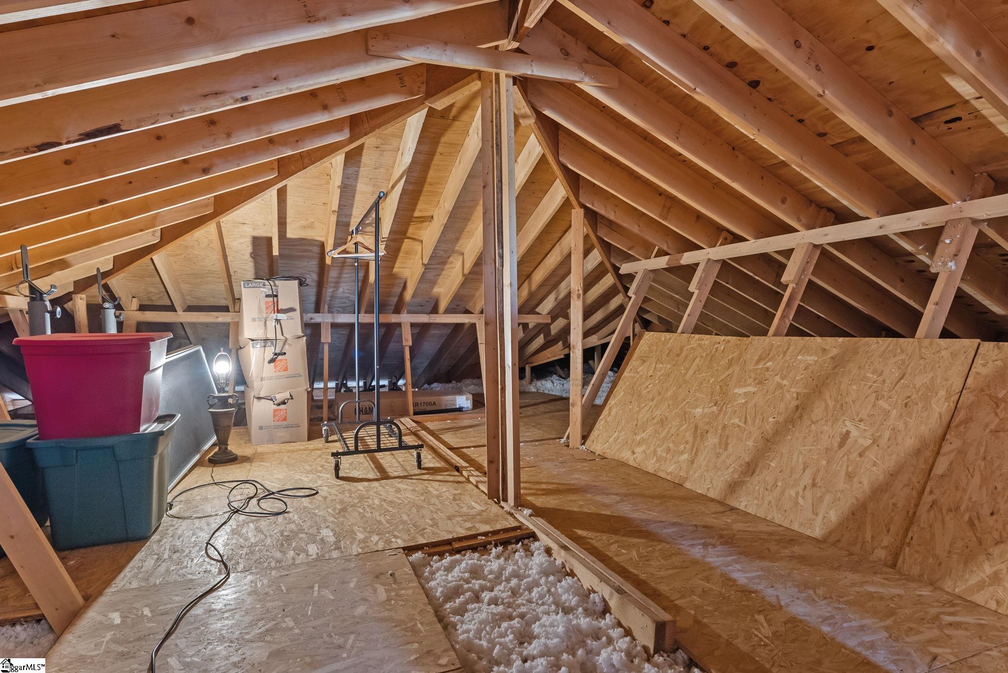 8 Arezzo Drive Property Photo 36