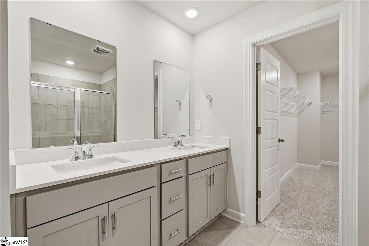 1019 Southwell Drive Property Photo 22