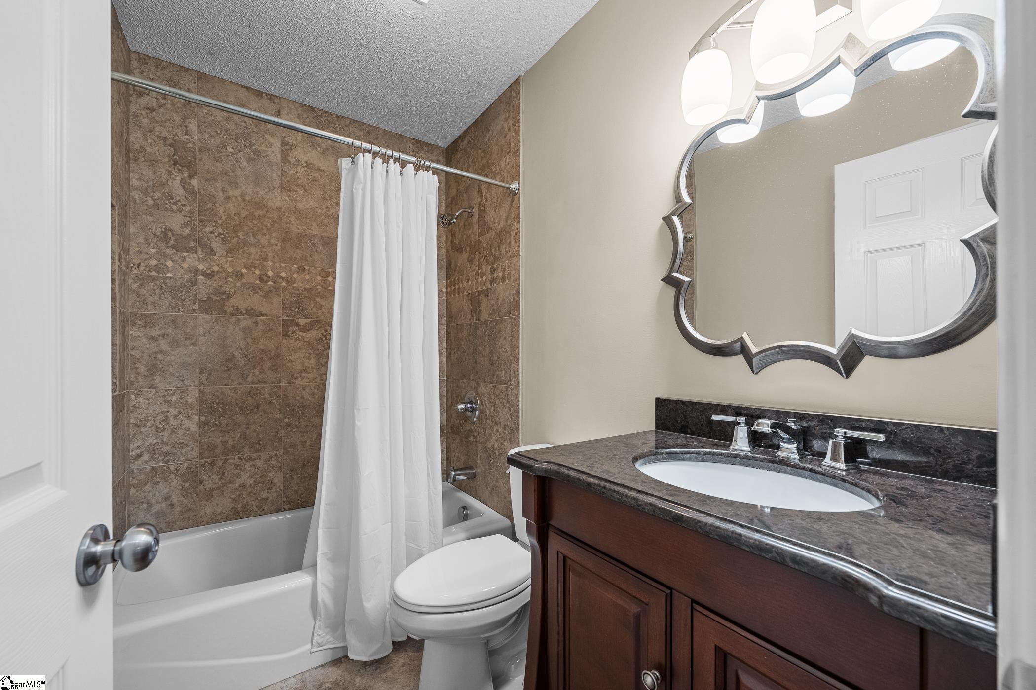 204 Torrey Court Property Photo 26