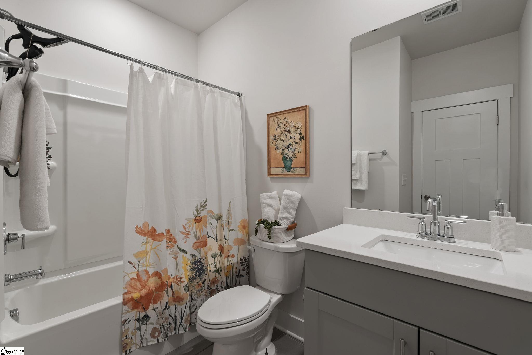 304 Garrison Grove Drive Property Photo 19