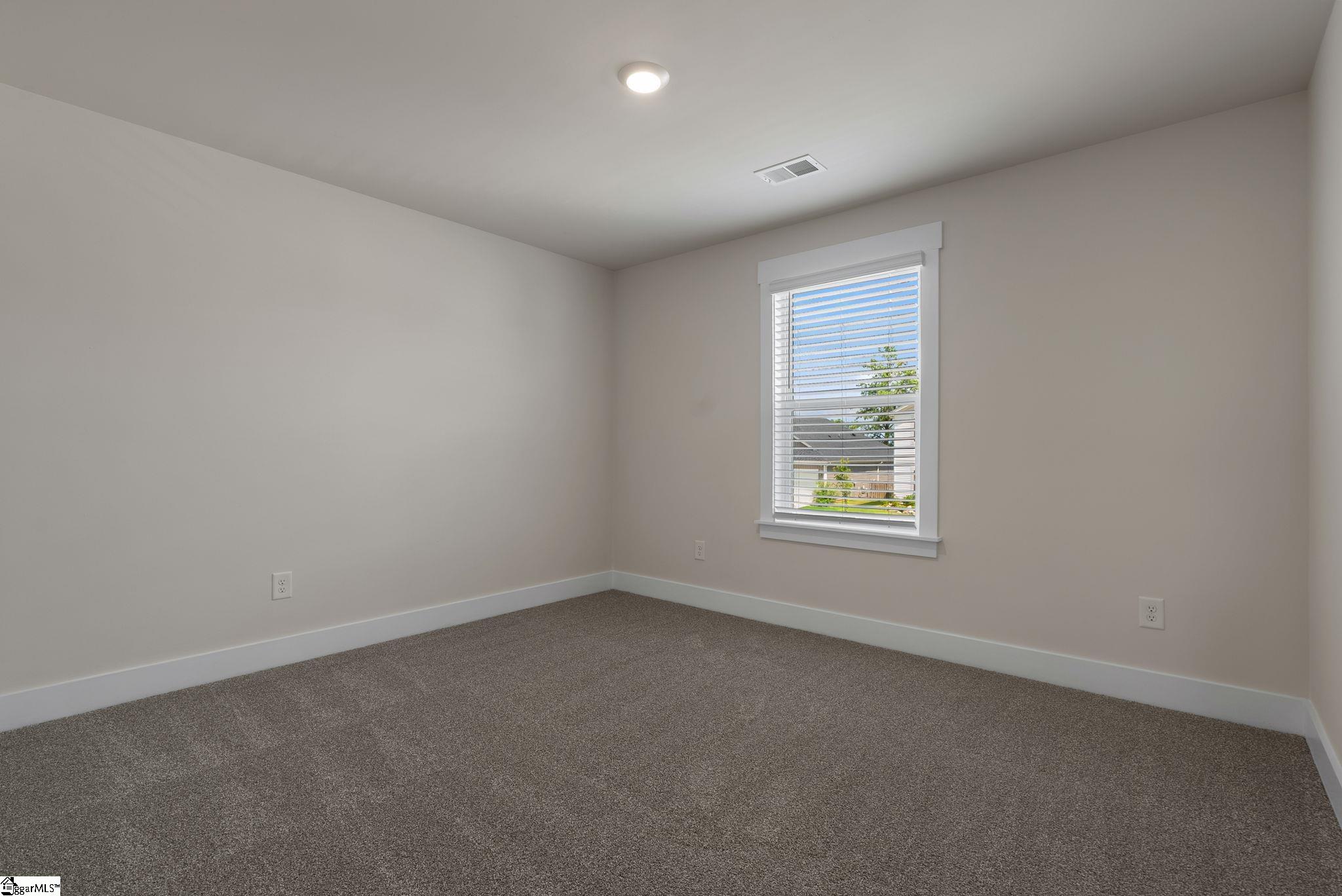 304 Garrison Grove Drive Property Photo 28