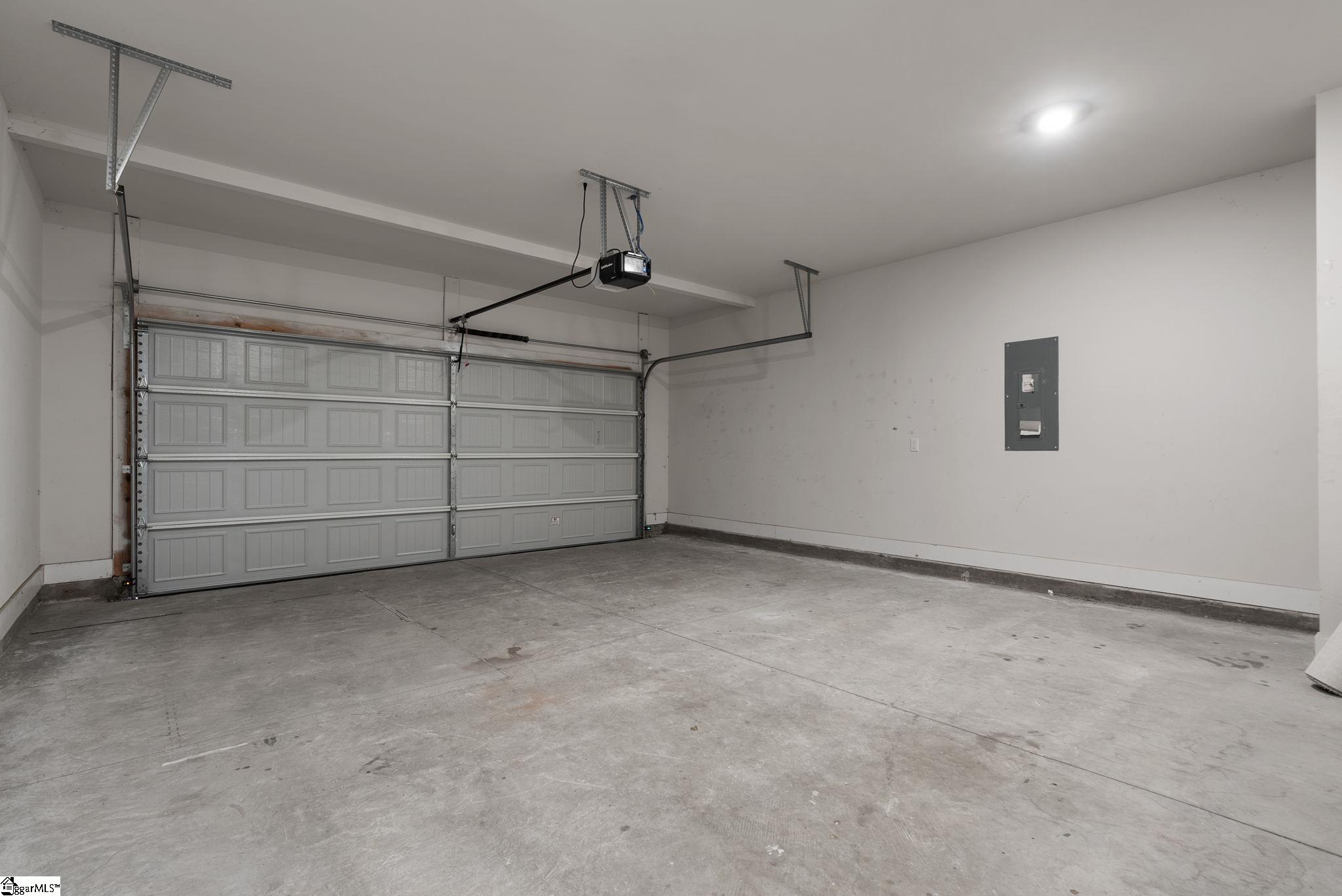 304 Garrison Grove Drive Property Photo 40