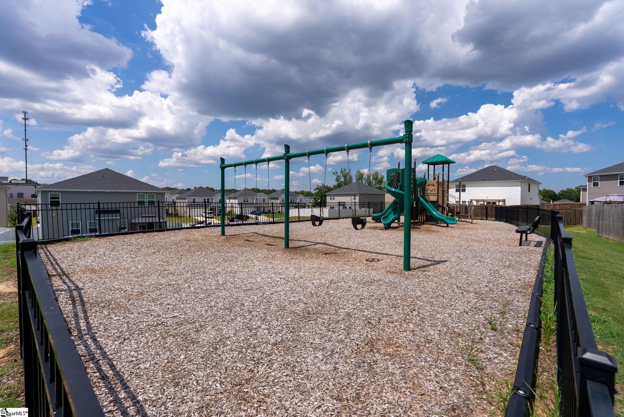 304 Garrison Grove Drive Property Photo 46