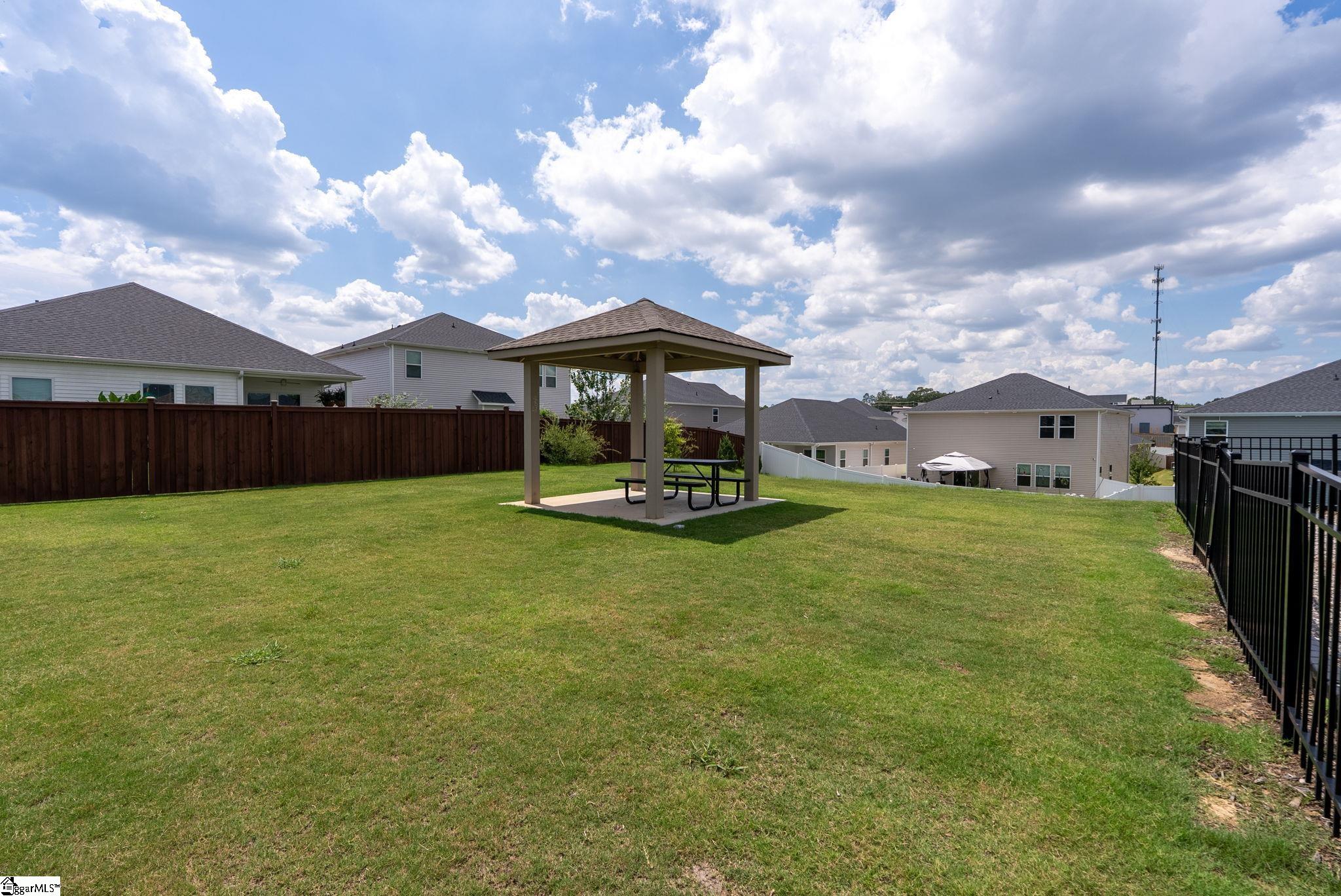 304 Garrison Grove Drive Property Photo 47