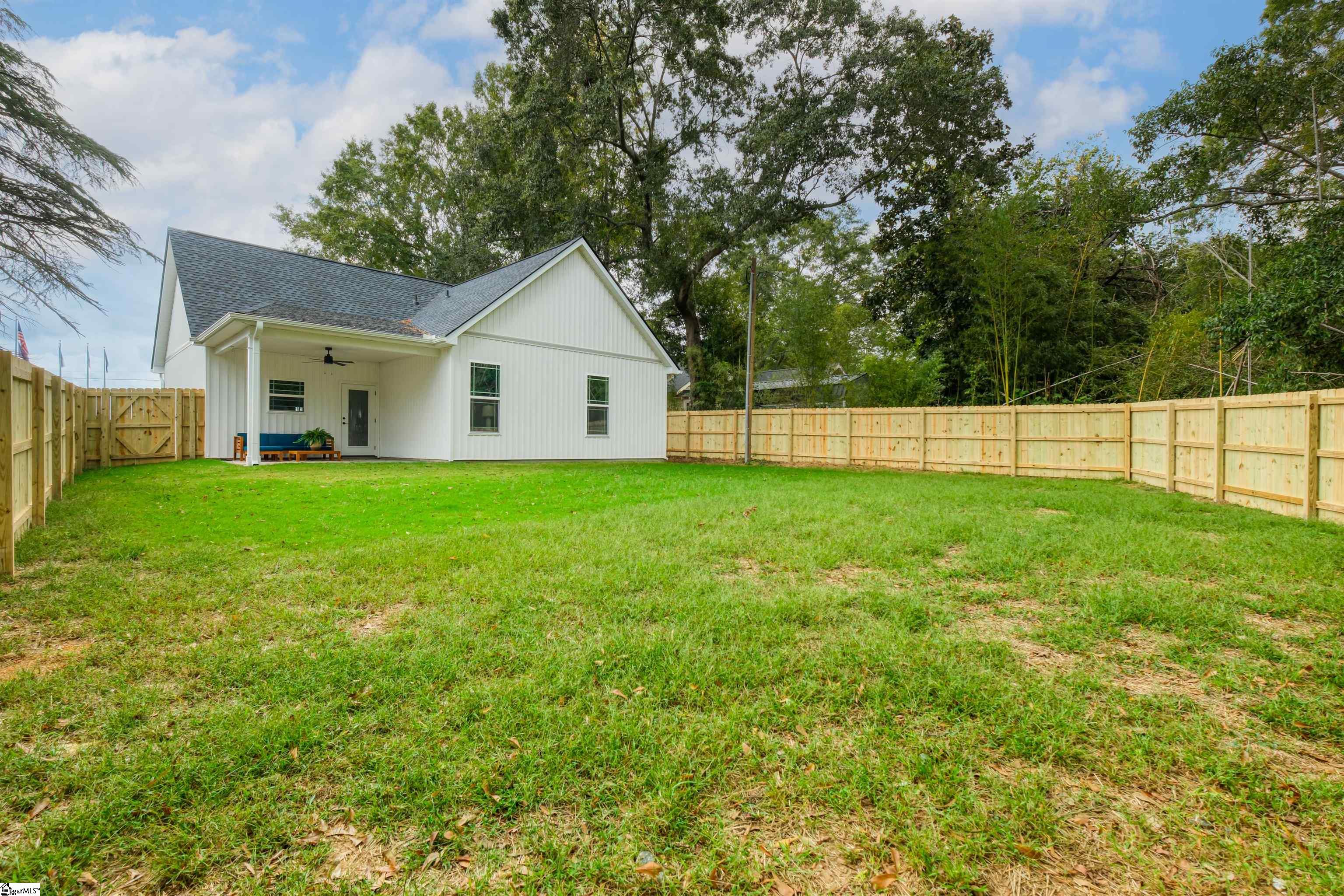 203 Blue Ridge Avenue Property Photo 26