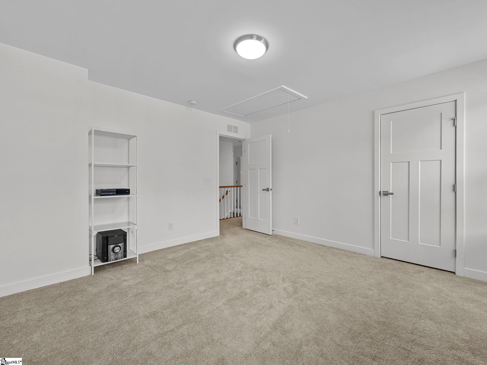 509 Martin Creek Drive Property Photo 27