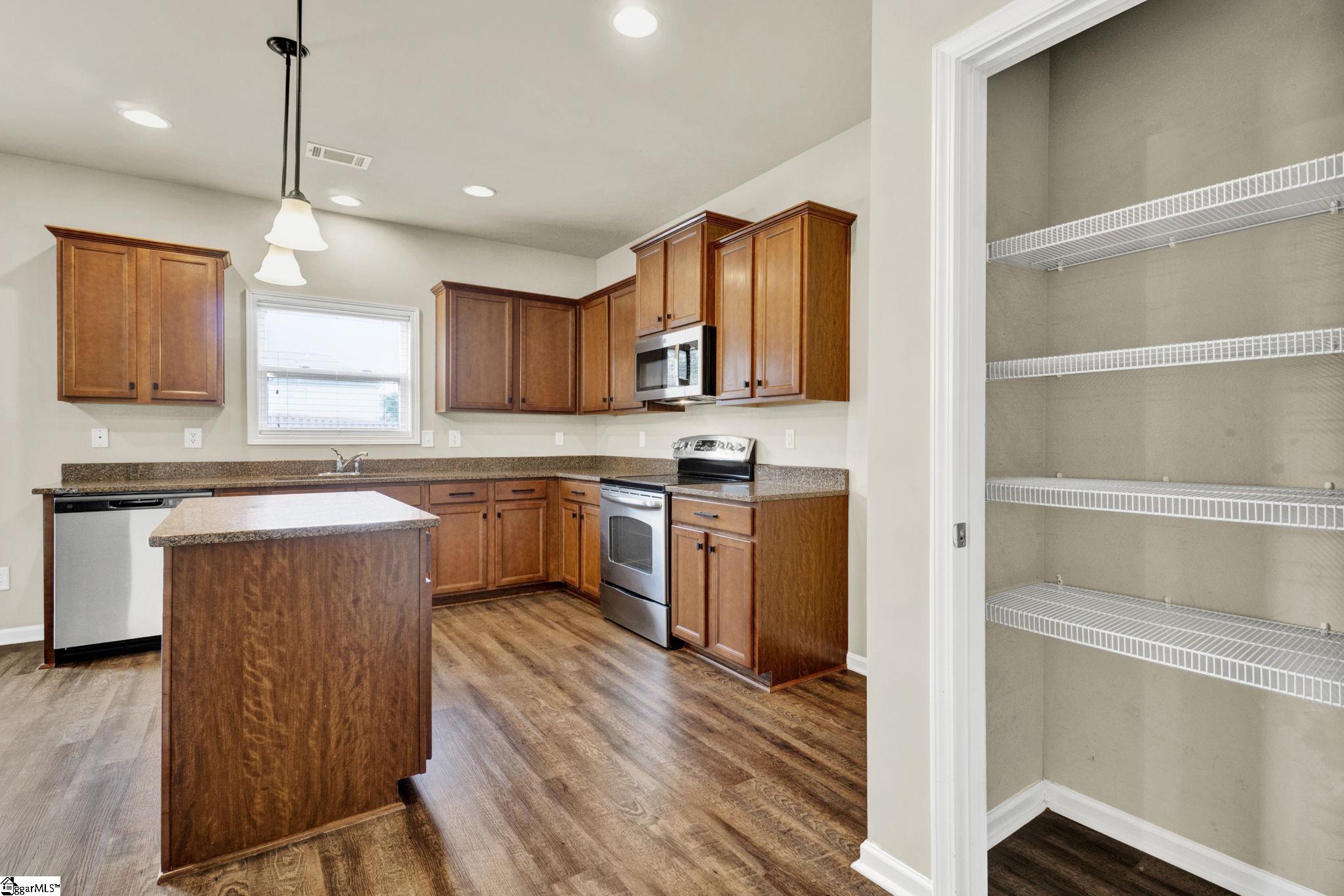 105 Yount Court Property Photo 17