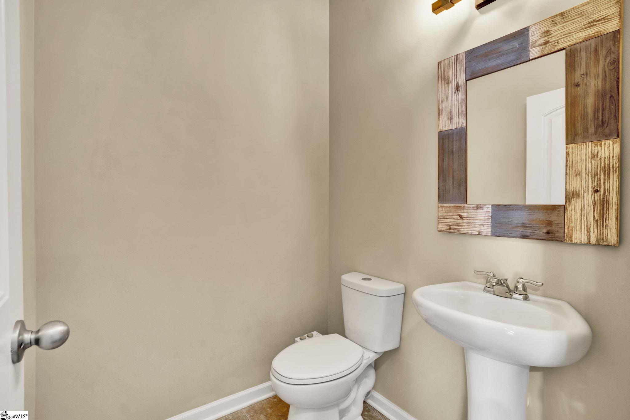 105 Yount Court Property Photo 18