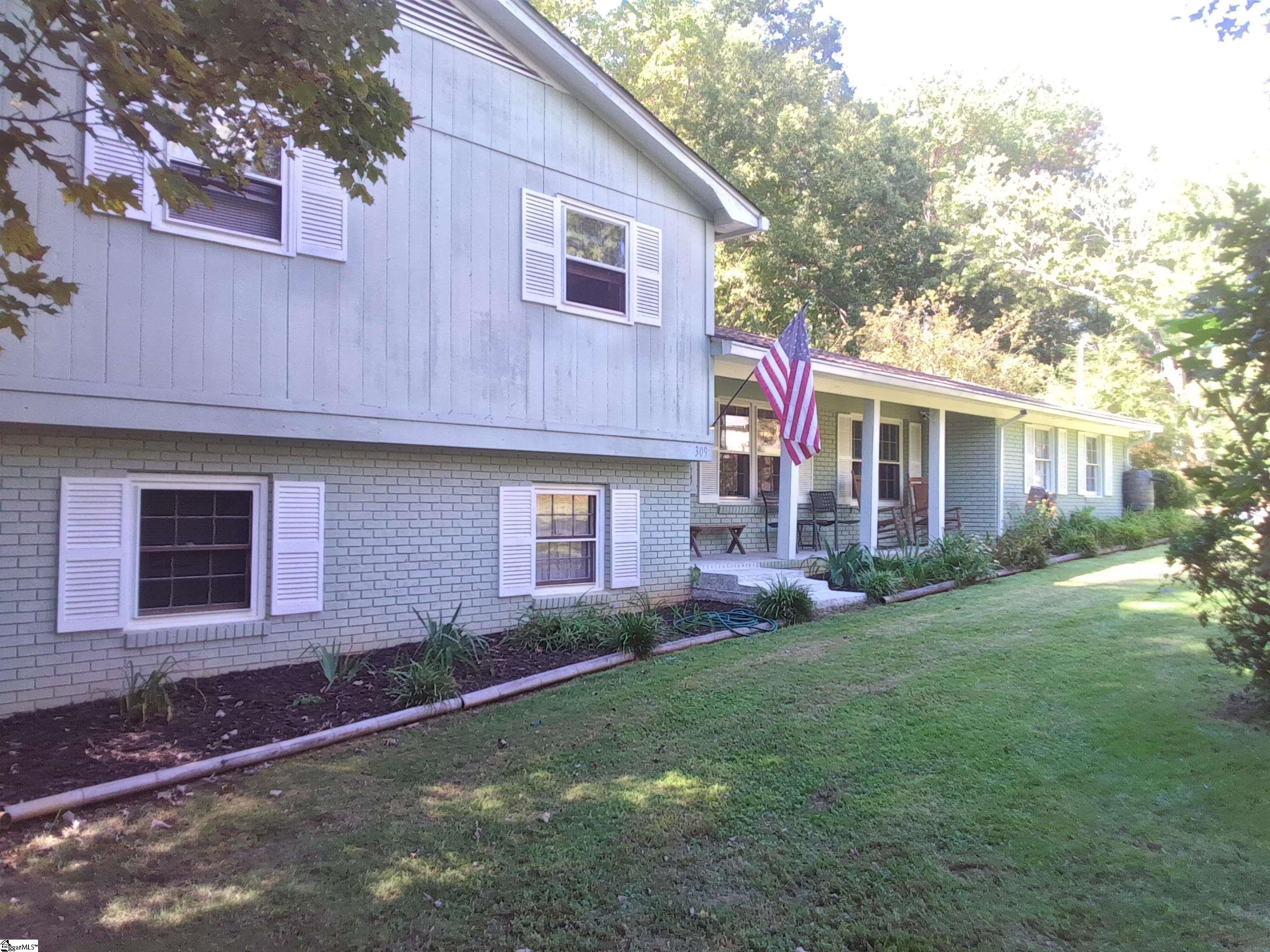 309 Asbury Circle Property Photo 1