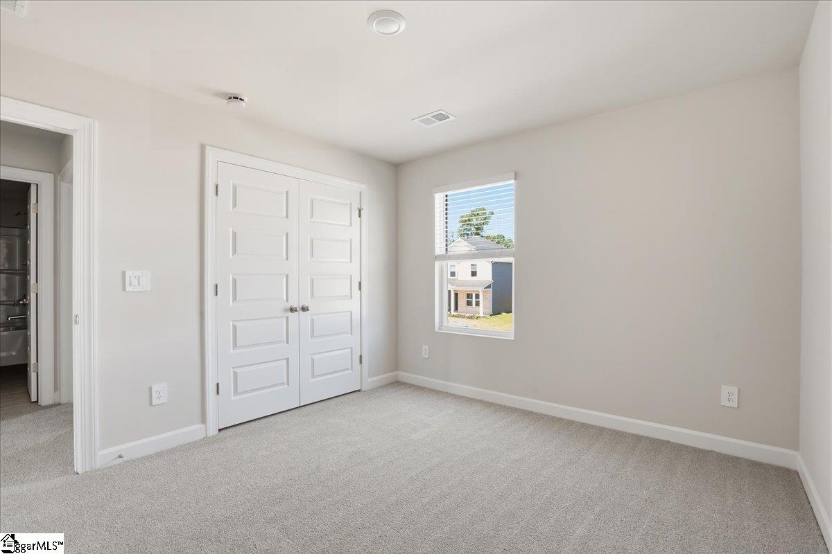 1565 Erindale Drive Property Photo 18