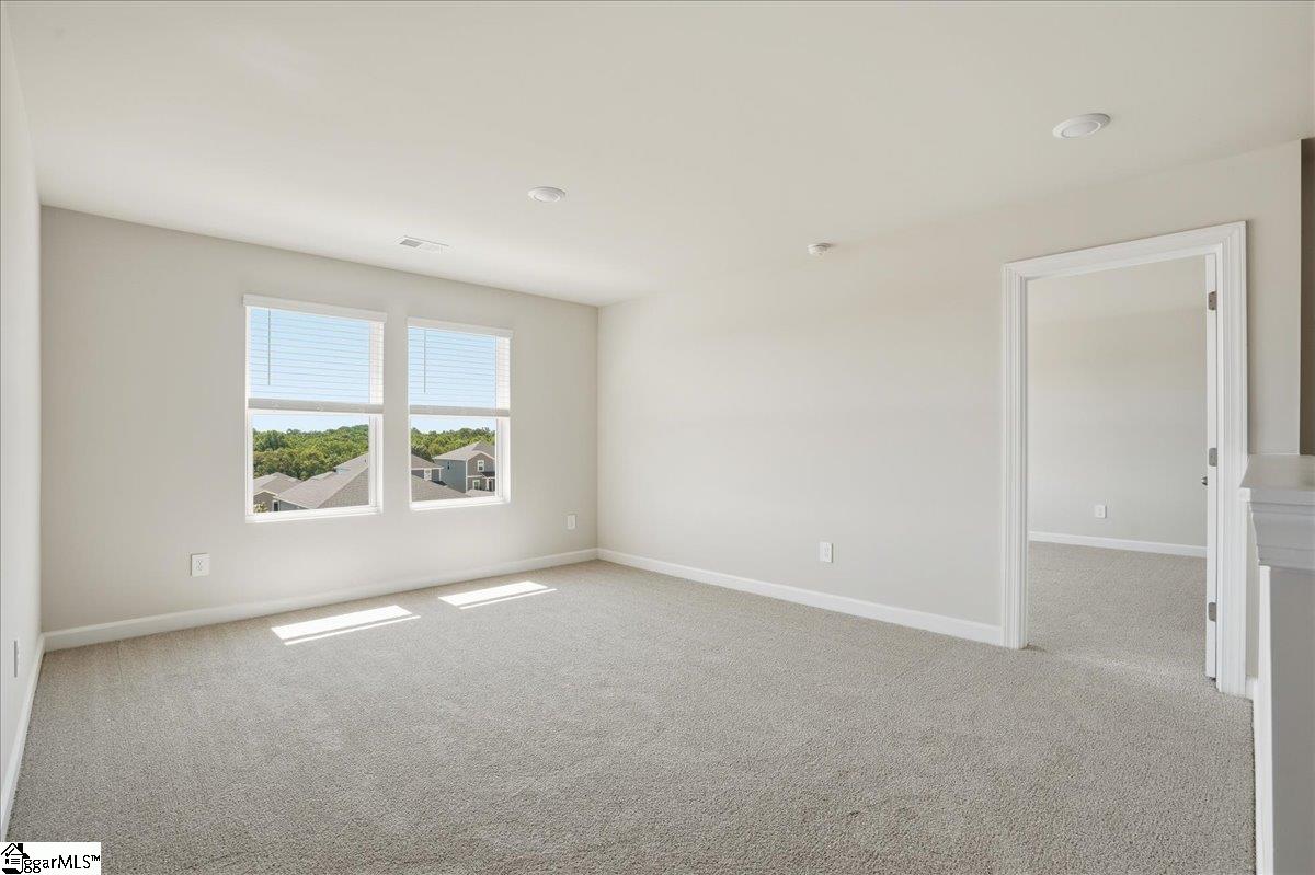 1565 Erindale Drive Property Photo 21