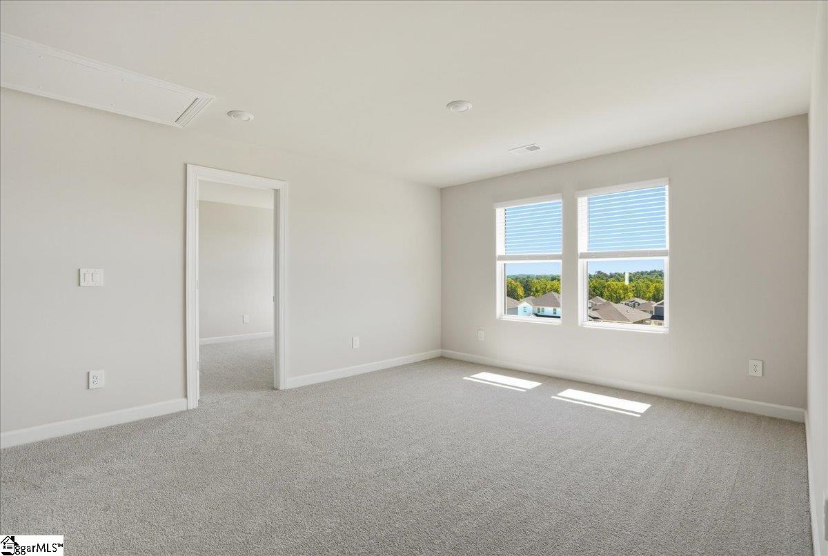 1565 Erindale Drive Property Photo 22