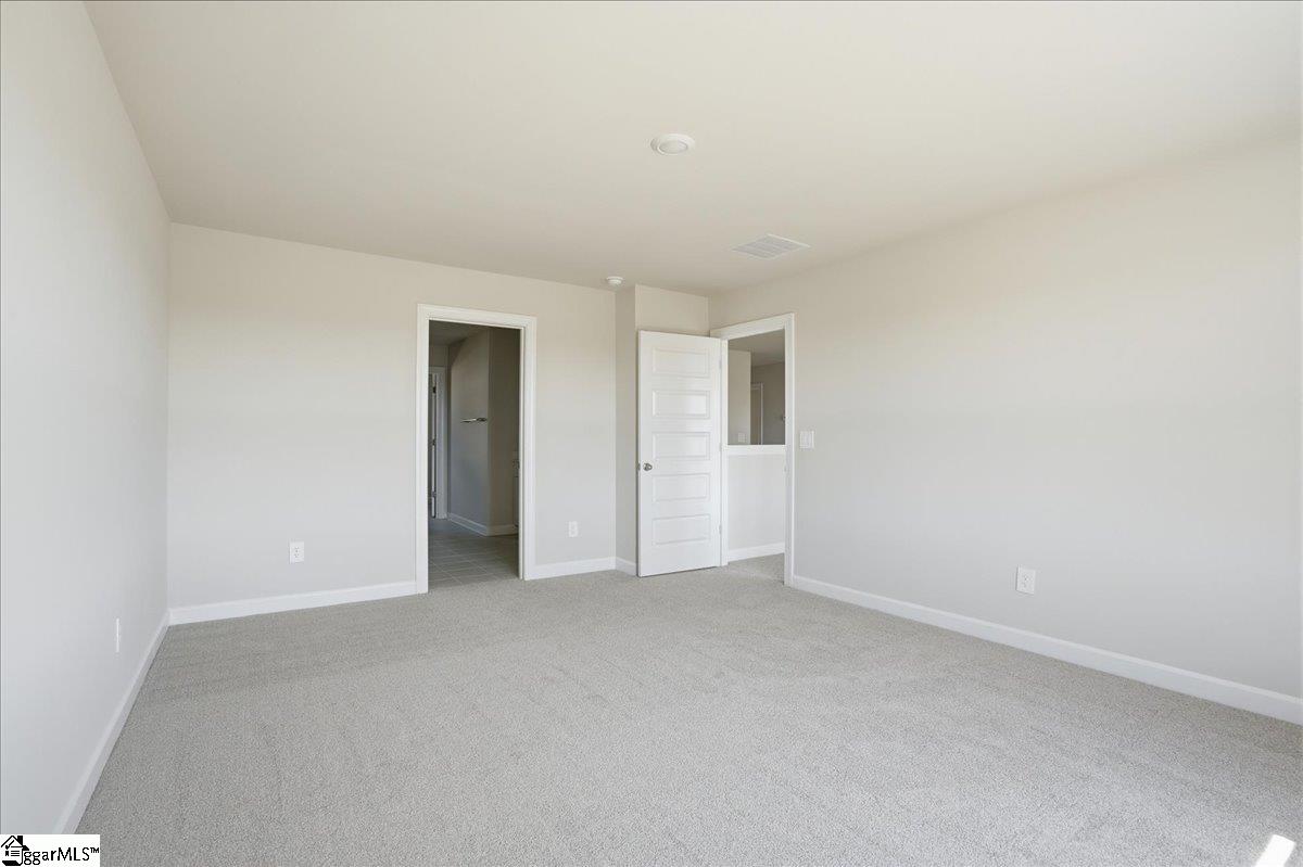 1565 Erindale Drive Property Photo 23