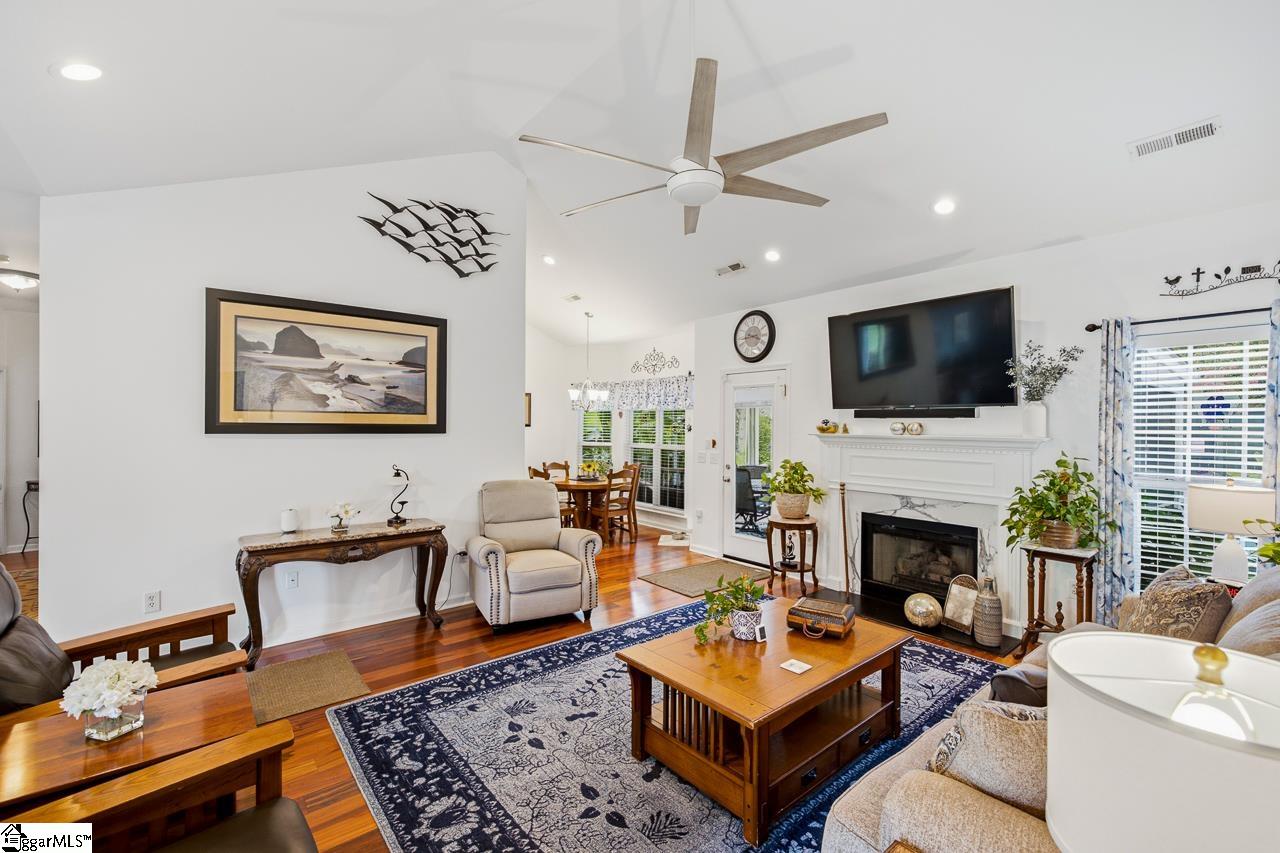 4 Catbriar Court Property Photo 6