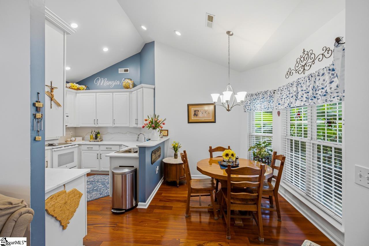 4 Catbriar Court Property Photo 9