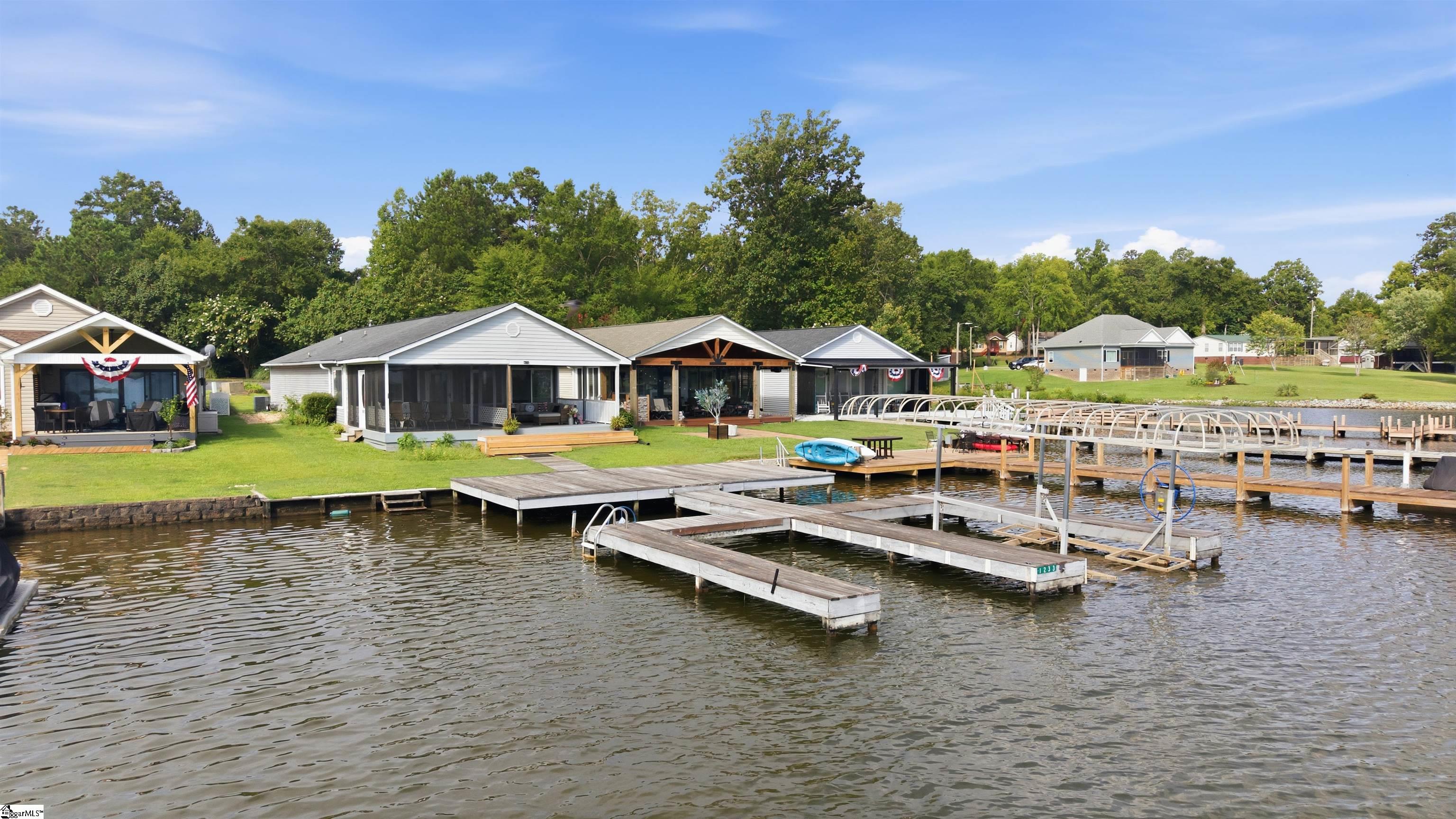 134 Peake Court Property Photo 2