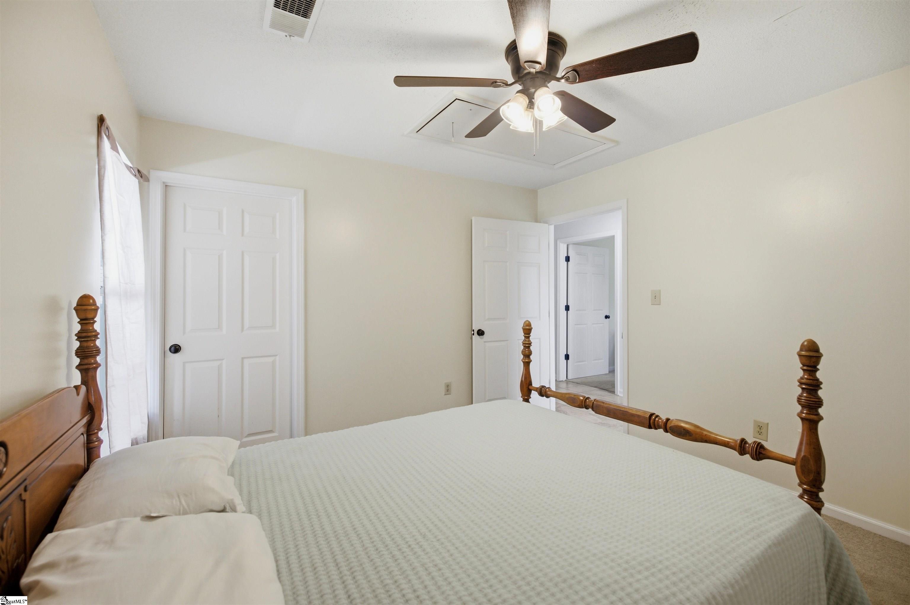 134 Peake Court Property Photo 7