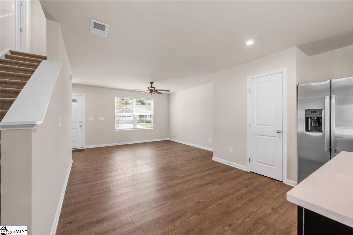216 Highland Station Drive Property Photo 7