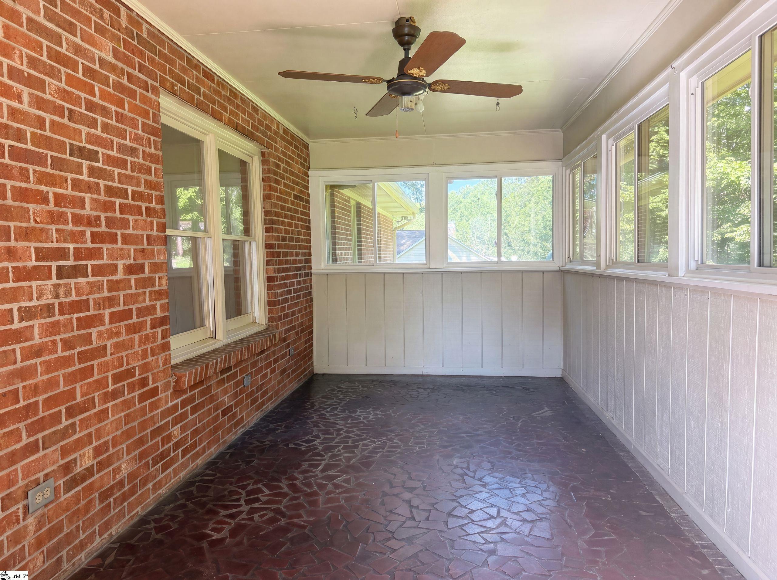 604 Meadowbrook Drive Property Photo 25