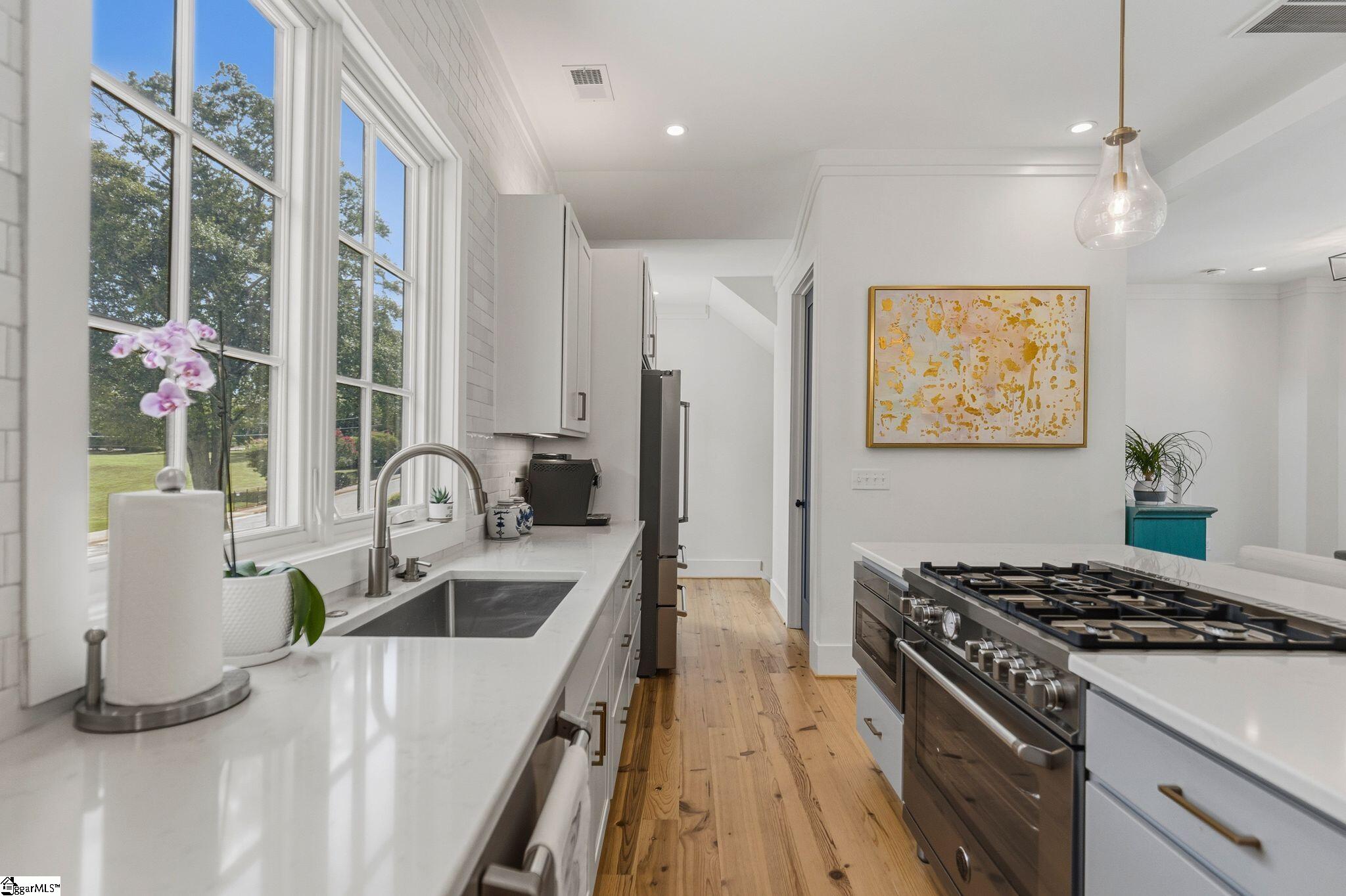 24 Claussen Avenue Property Photo 7
