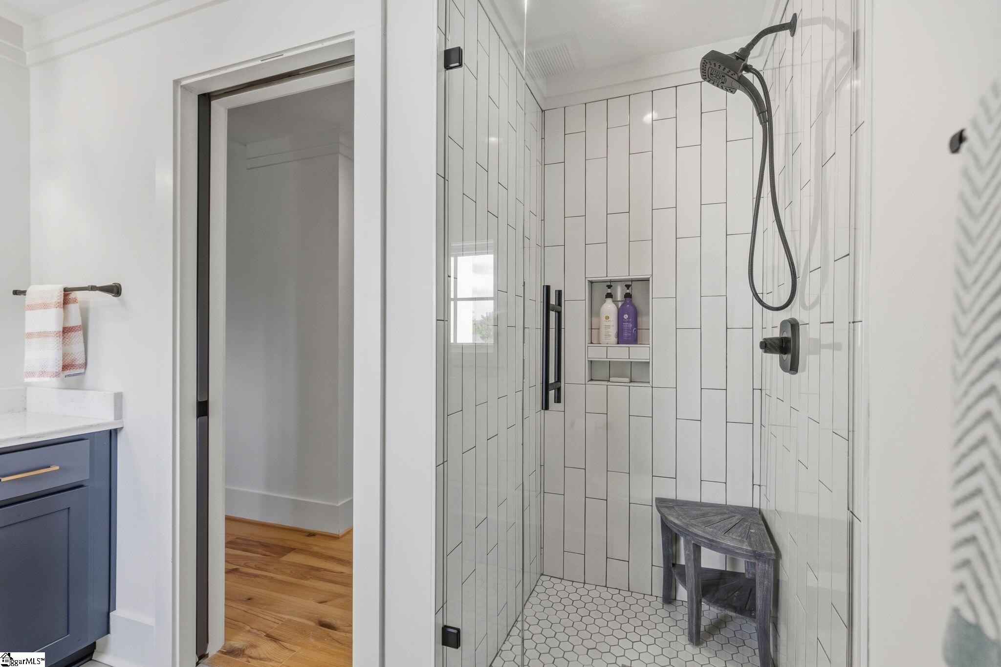 24 Claussen Avenue Property Photo 41