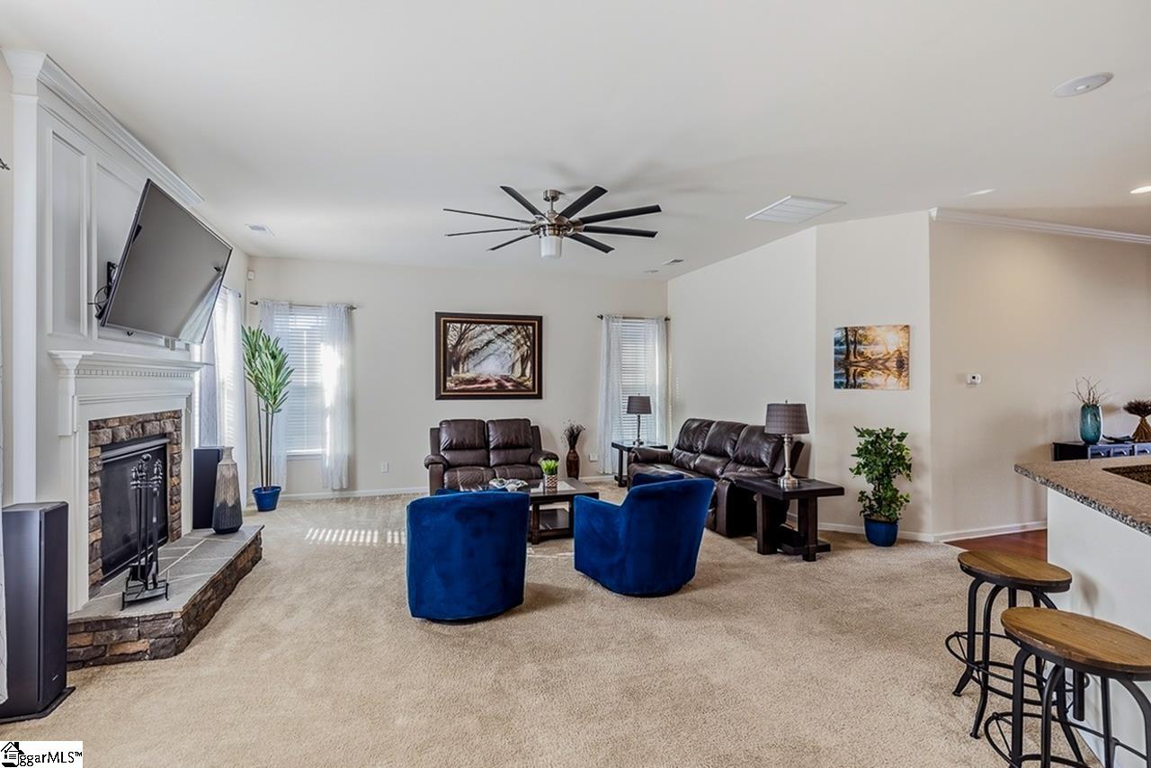 201 Chapel Hill Lane Property Photo 11