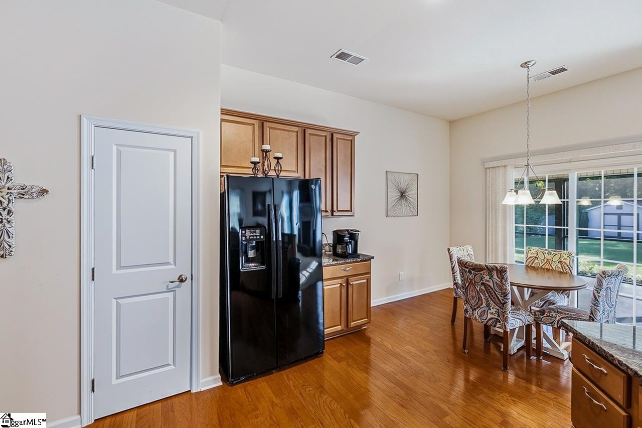 201 Chapel Hill Lane Property Photo 15