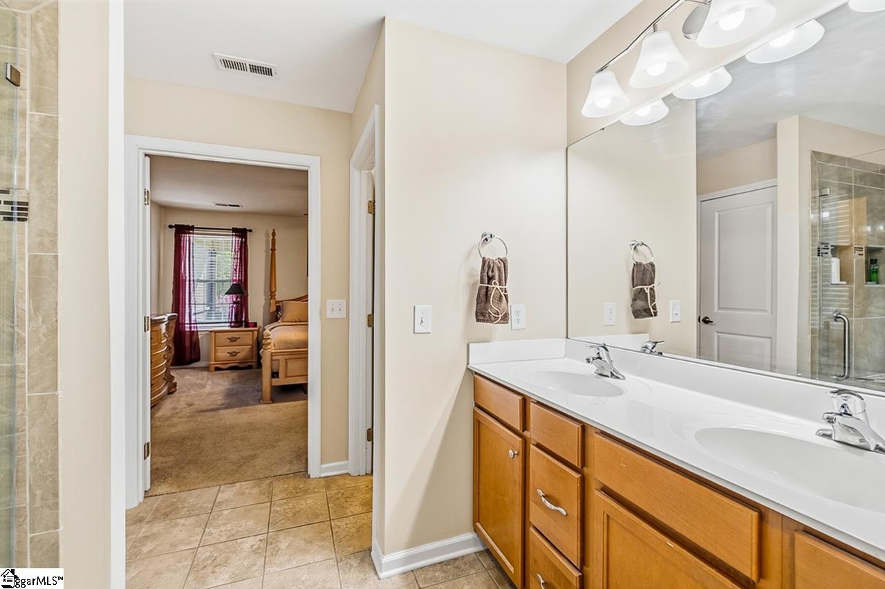 201 Chapel Hill Lane Property Photo 27