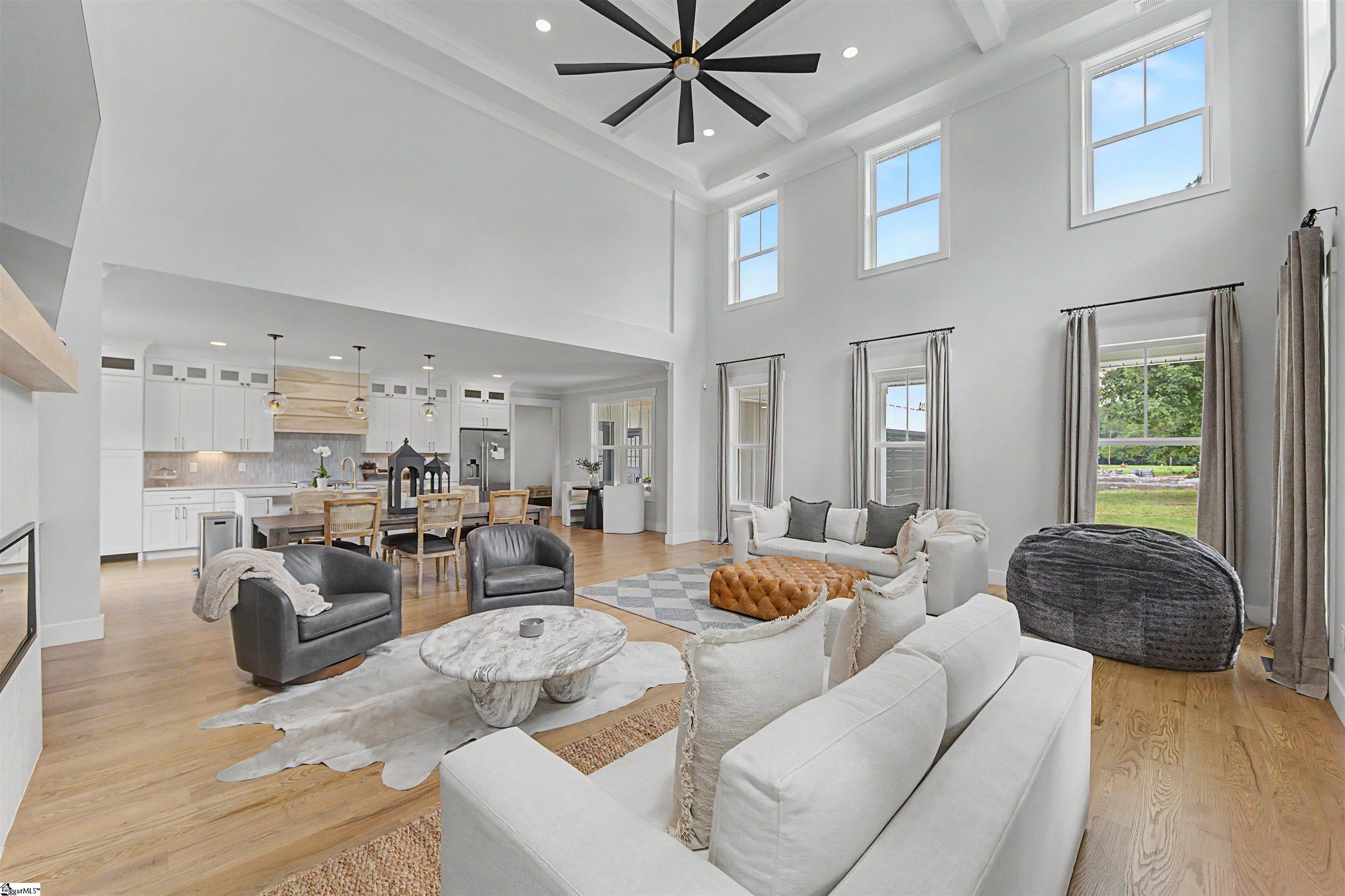 1598251 Property Photo 5
