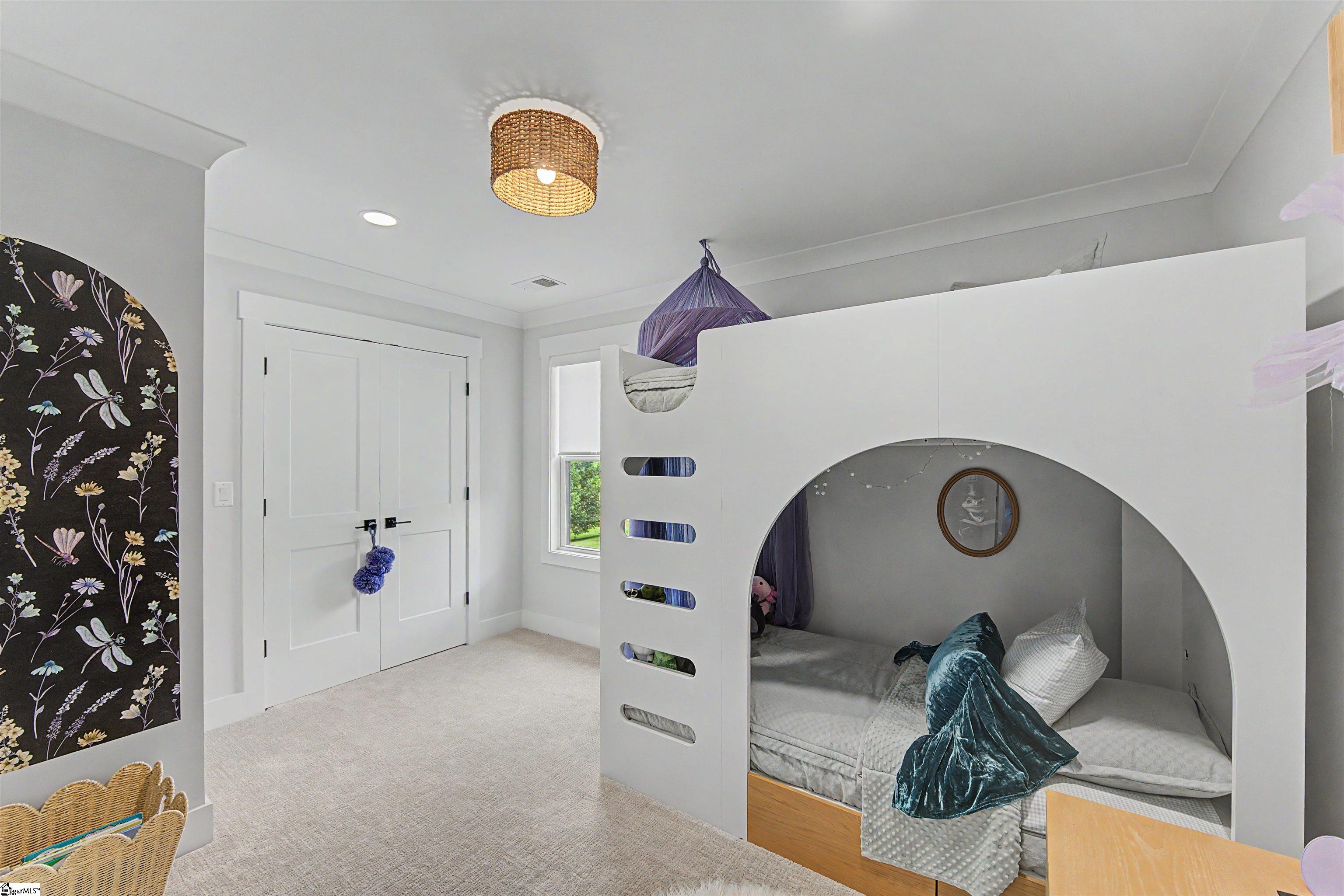 1598251 Property Photo 26