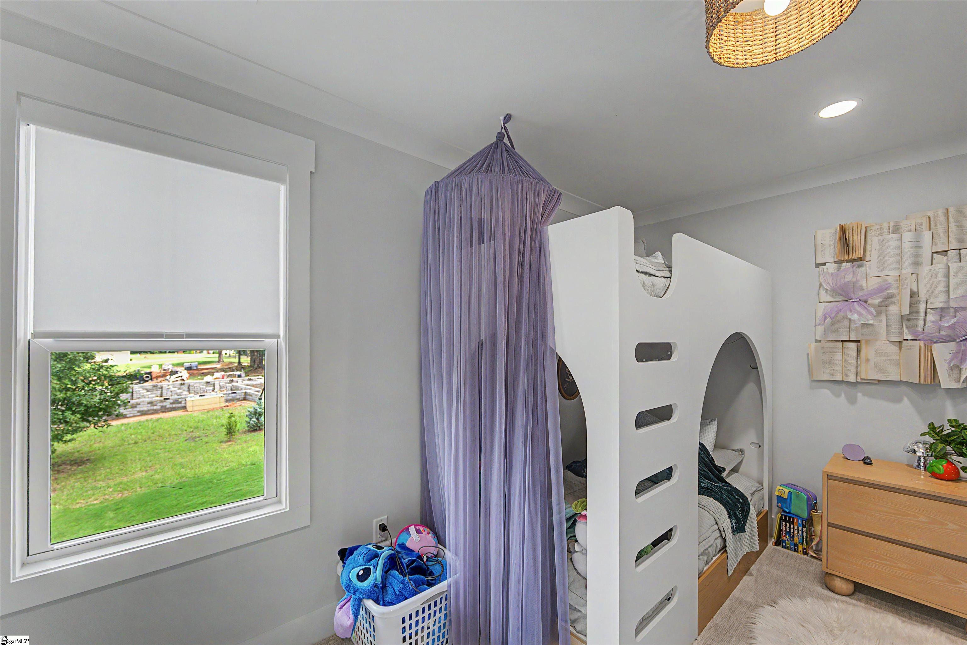 1598251 Property Photo 27