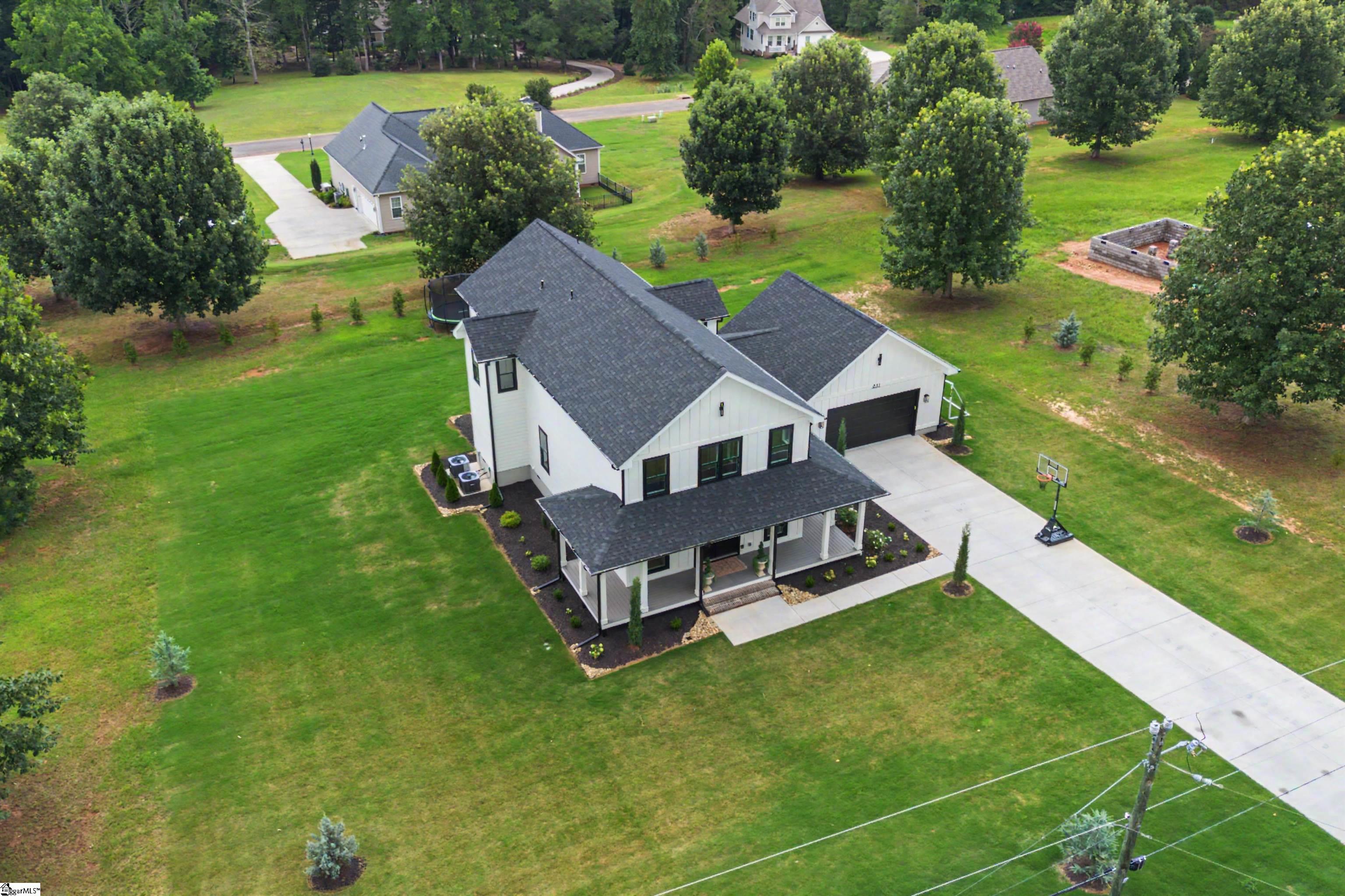 1598251 Property Photo 41
