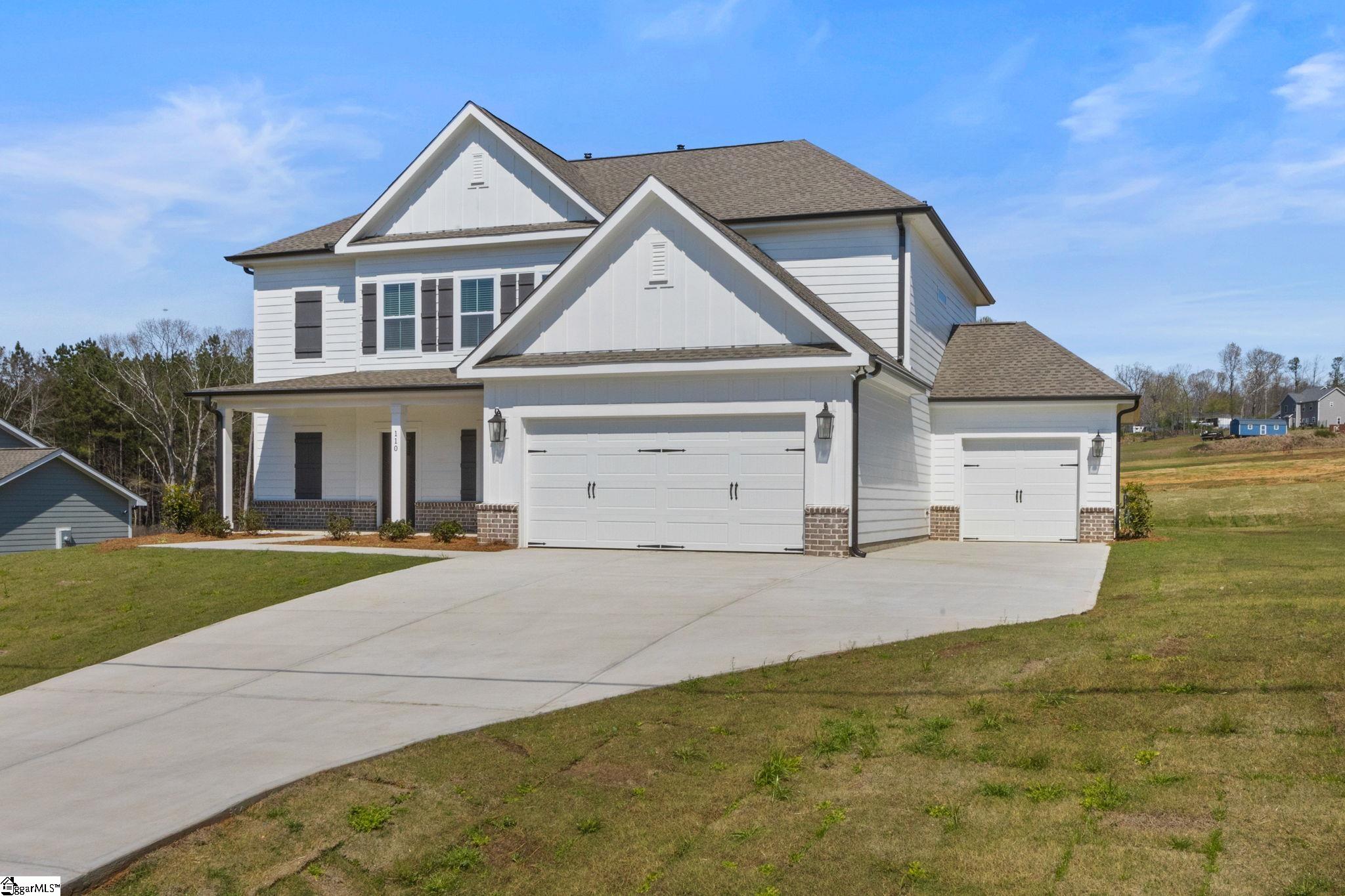 110 Nannies Circle Property Photo 2
