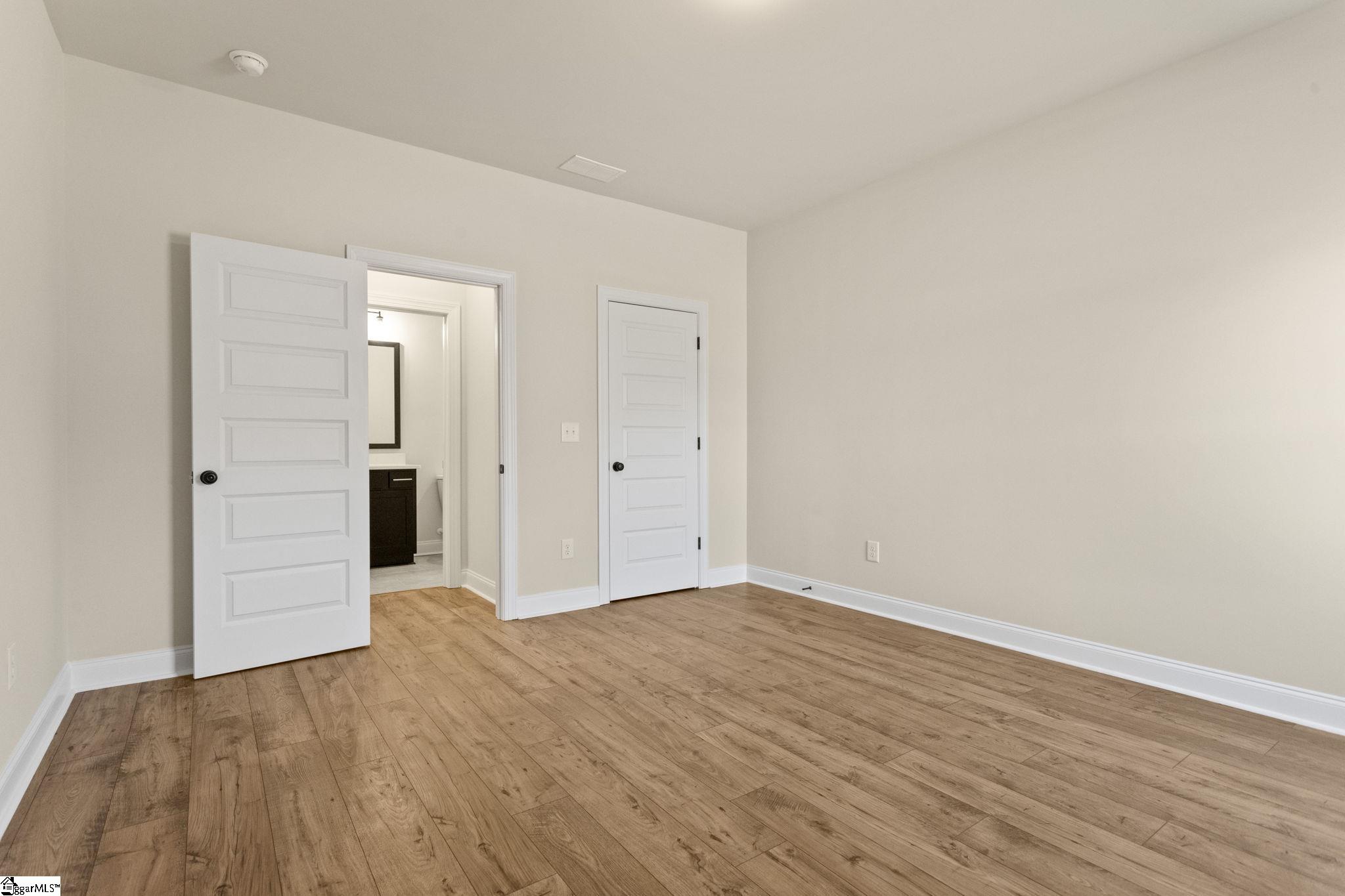 110 Nannies Circle Property Photo 14