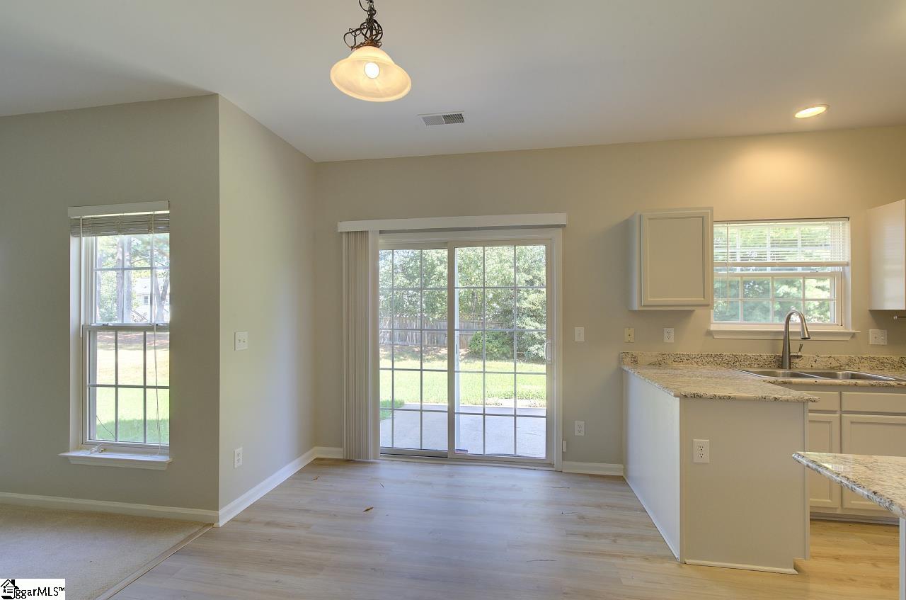210 Highgate Circle Property Photo 21