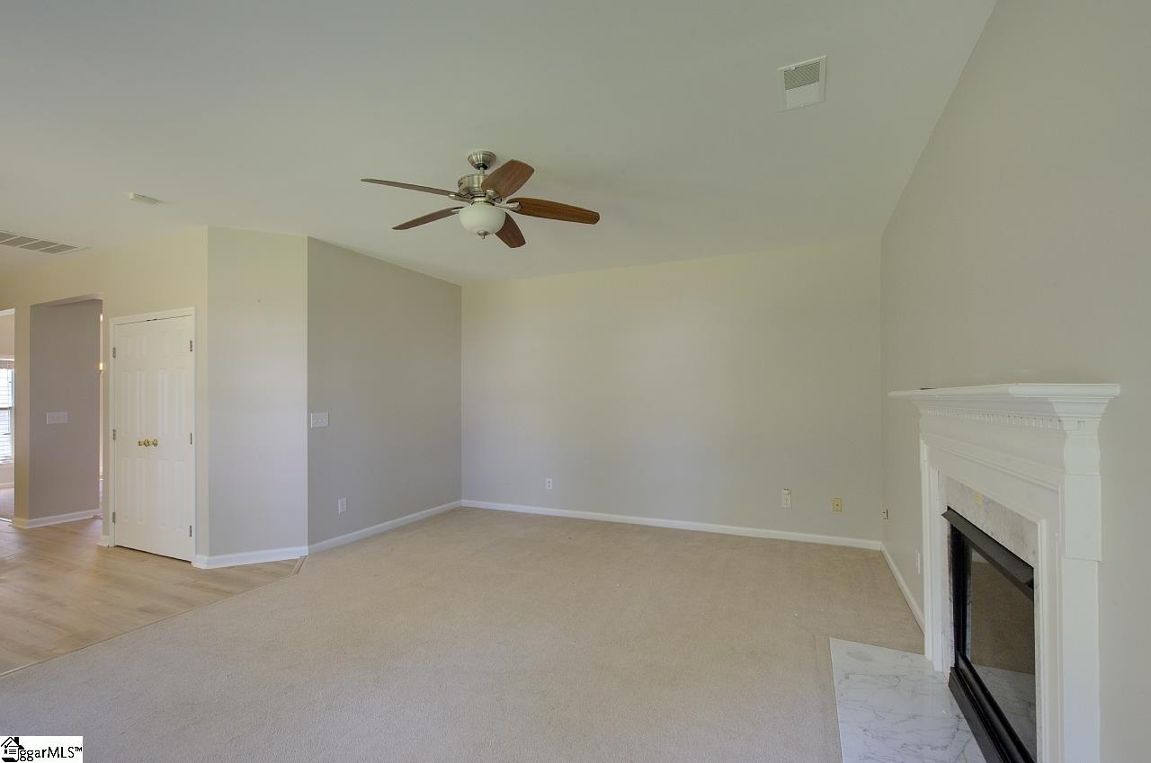 210 Highgate Circle Property Photo 28