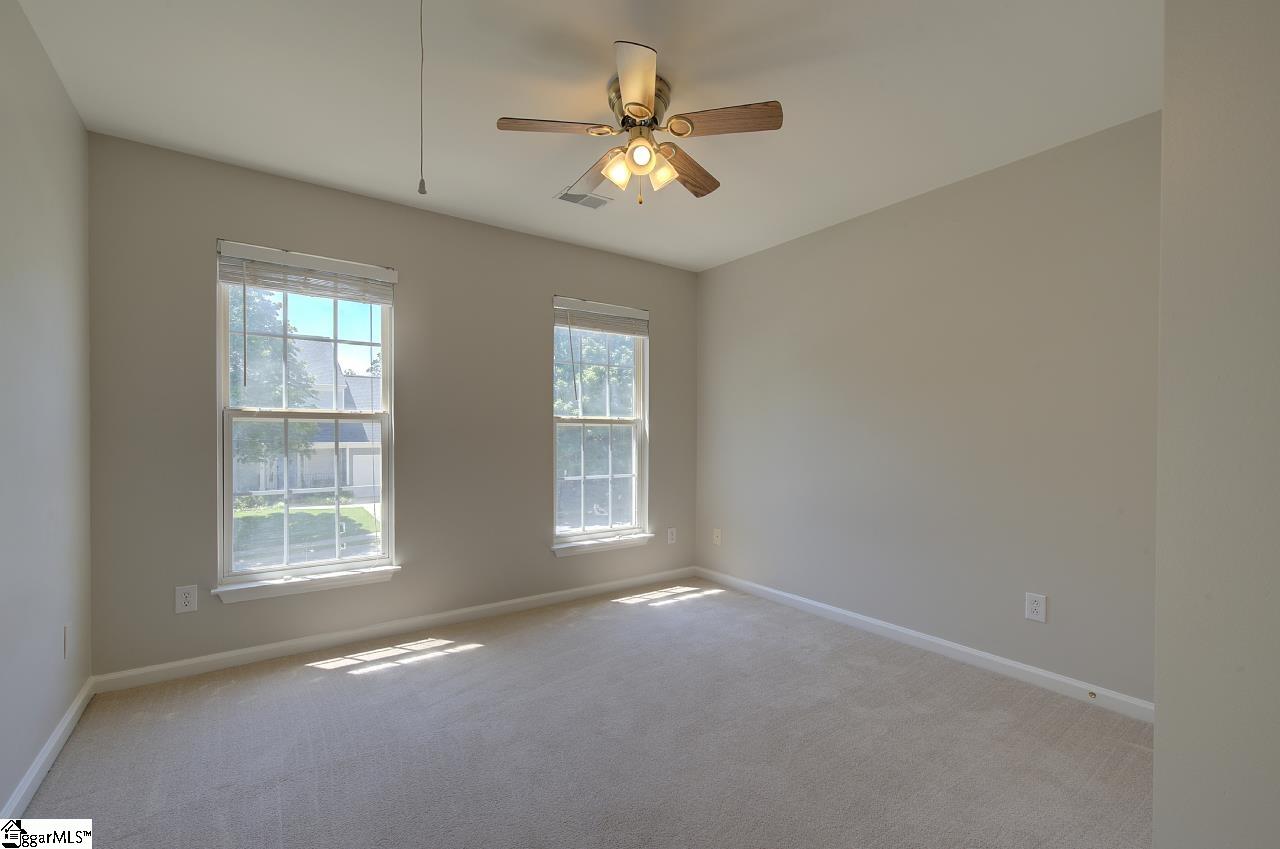 210 Highgate Circle Property Photo 29