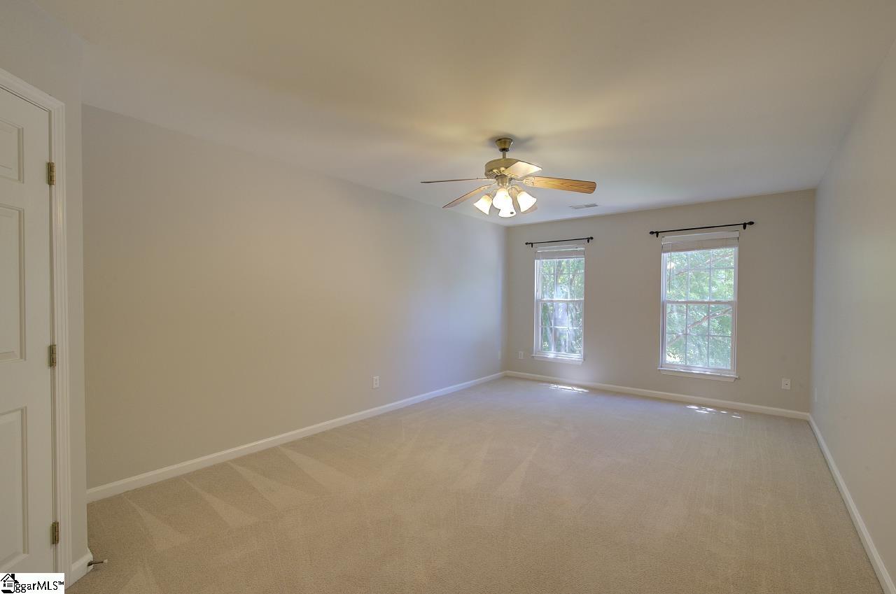 210 Highgate Circle Property Photo 37