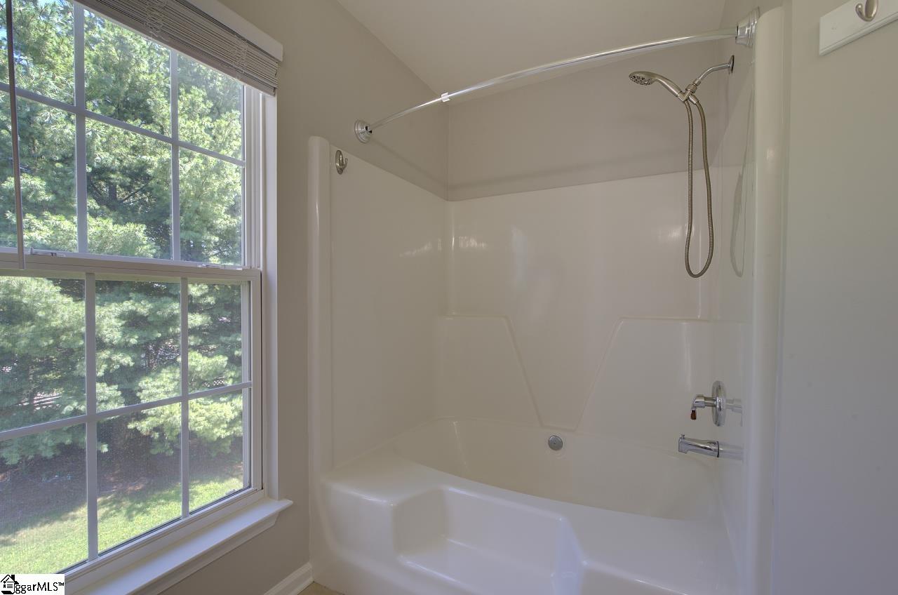 210 Highgate Circle Property Photo 41