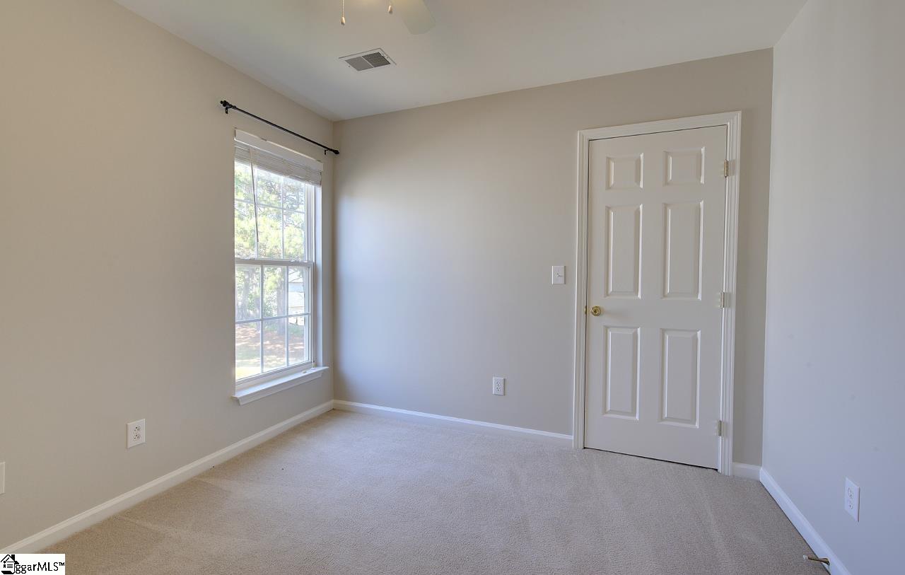 210 Highgate Circle Property Photo 45