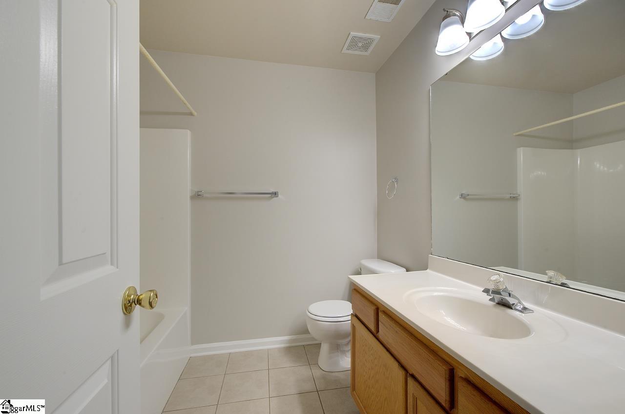 210 Highgate Circle Property Photo 47