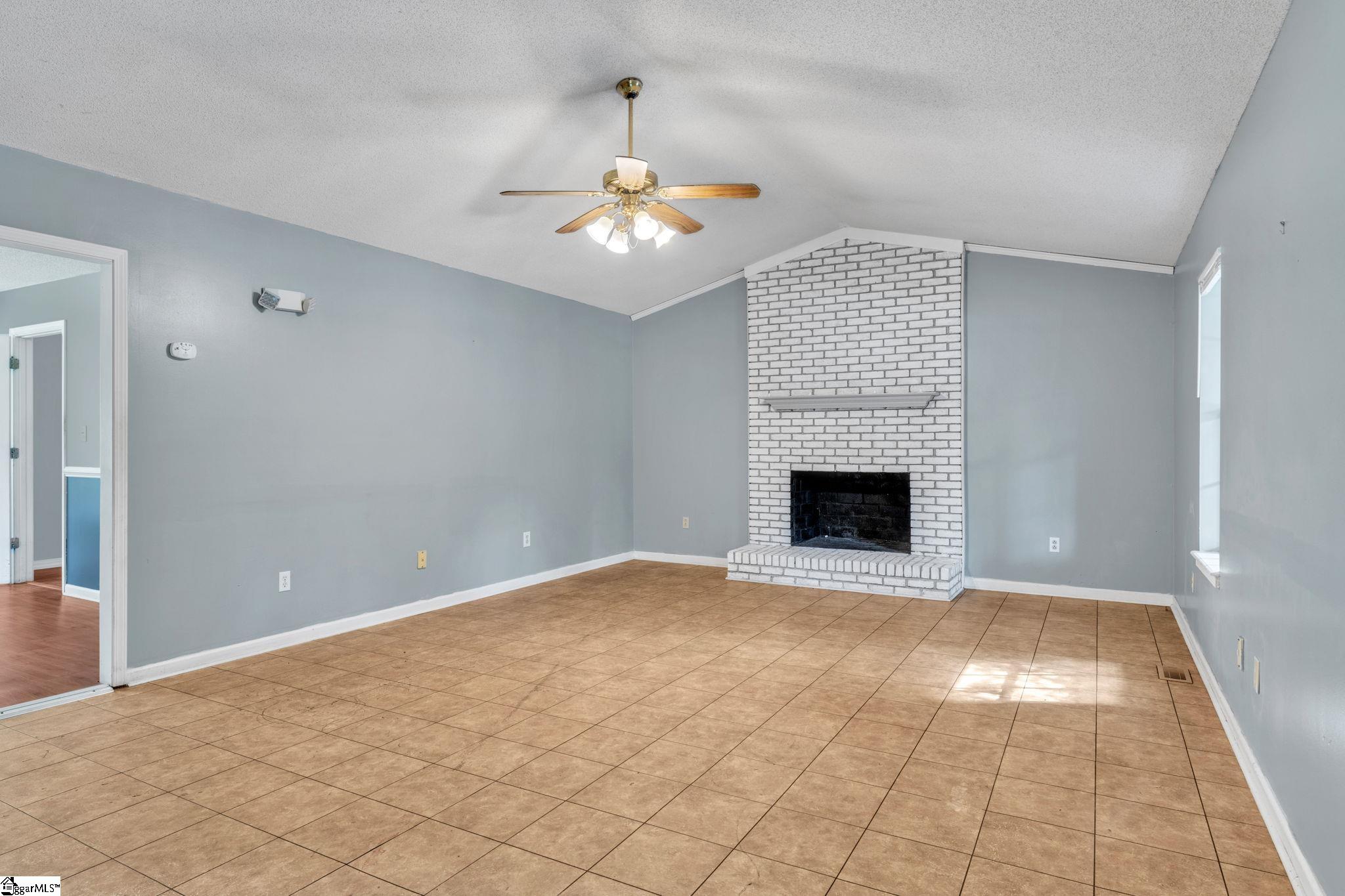 109 Georges Knoll Property Photo 2