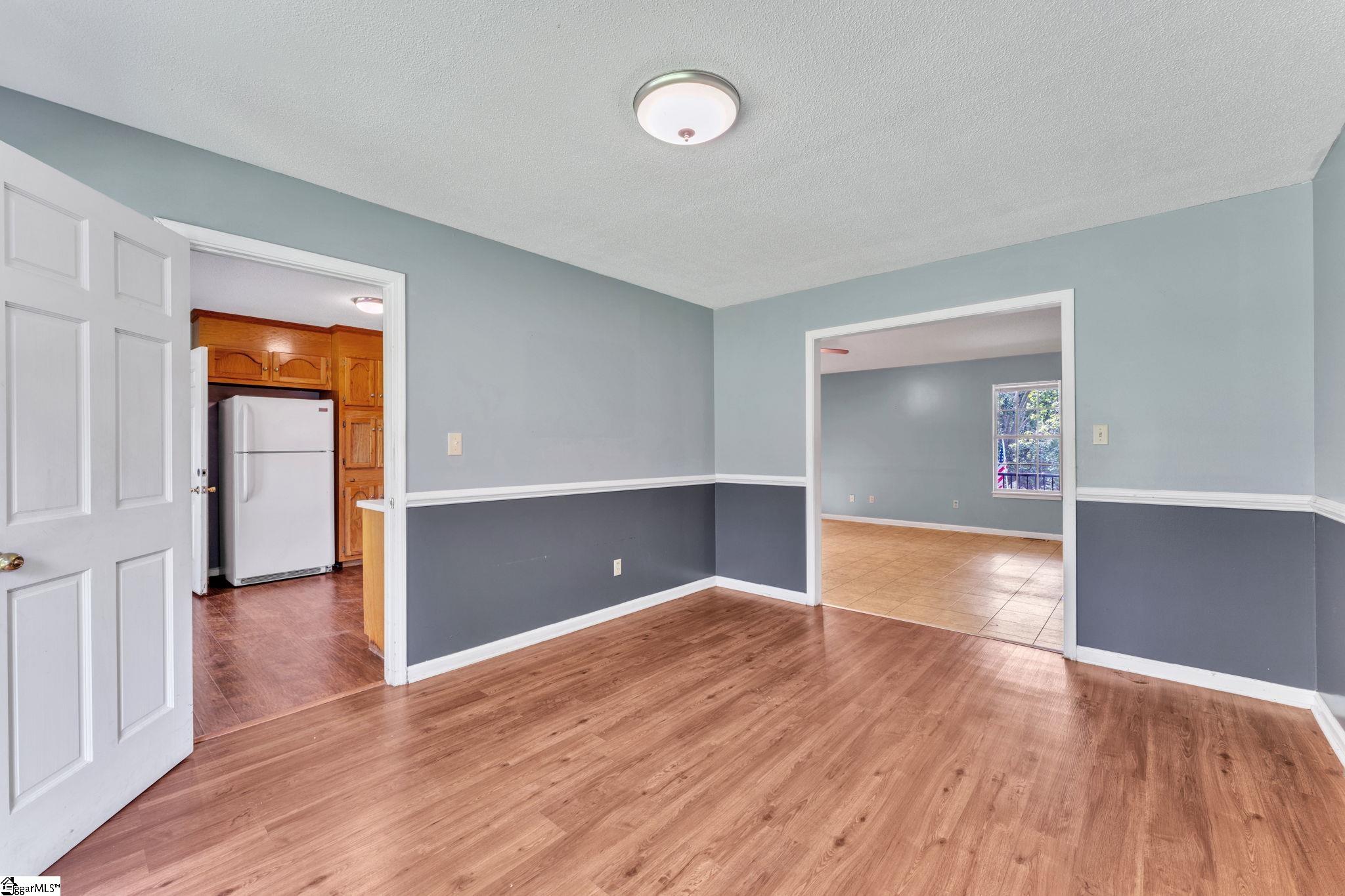109 Georges Knoll Property Photo 4